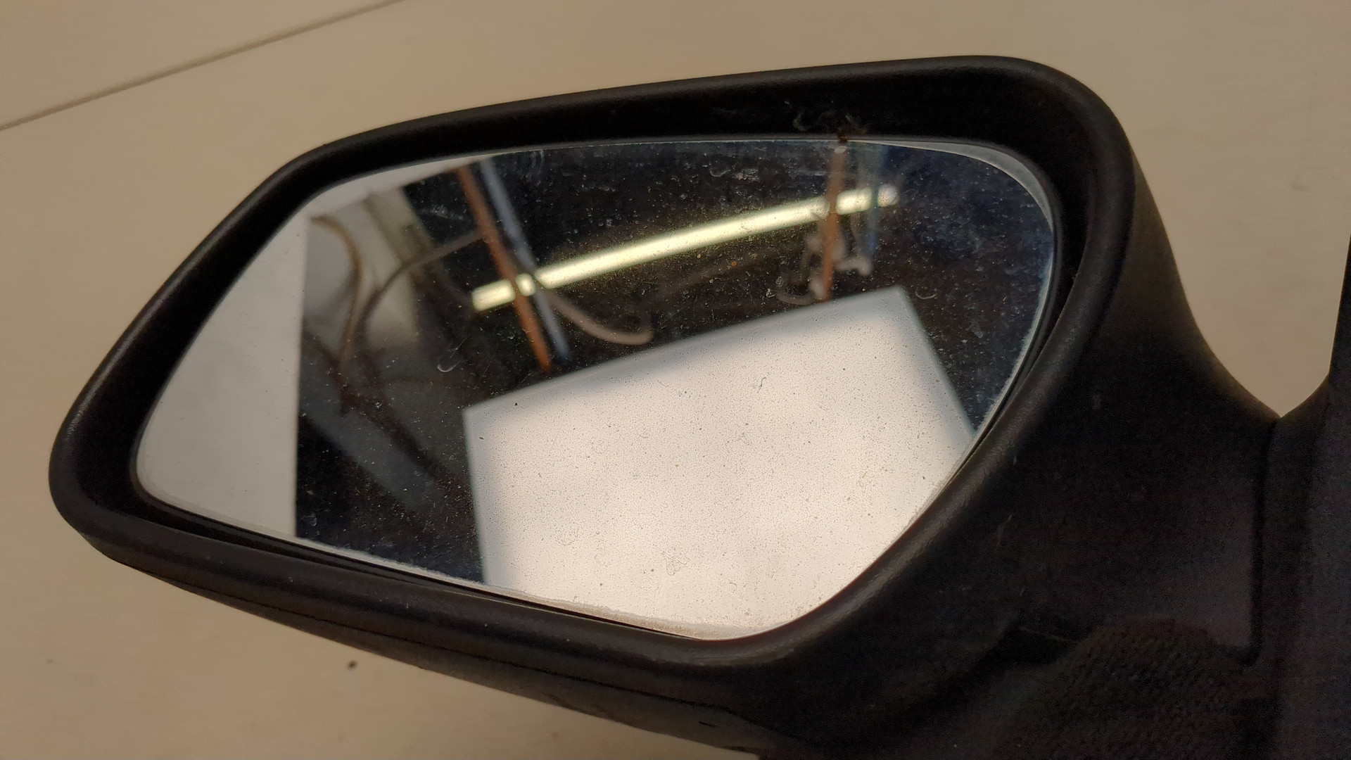 Зеркало левое электрическое