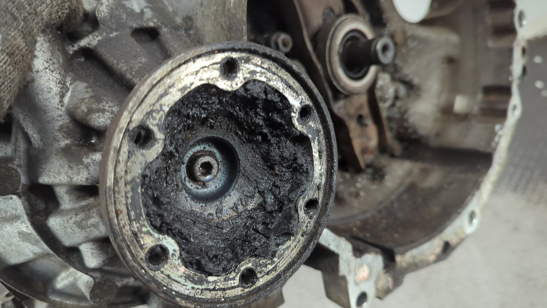 МКПП (механическая коробка переключения передач)