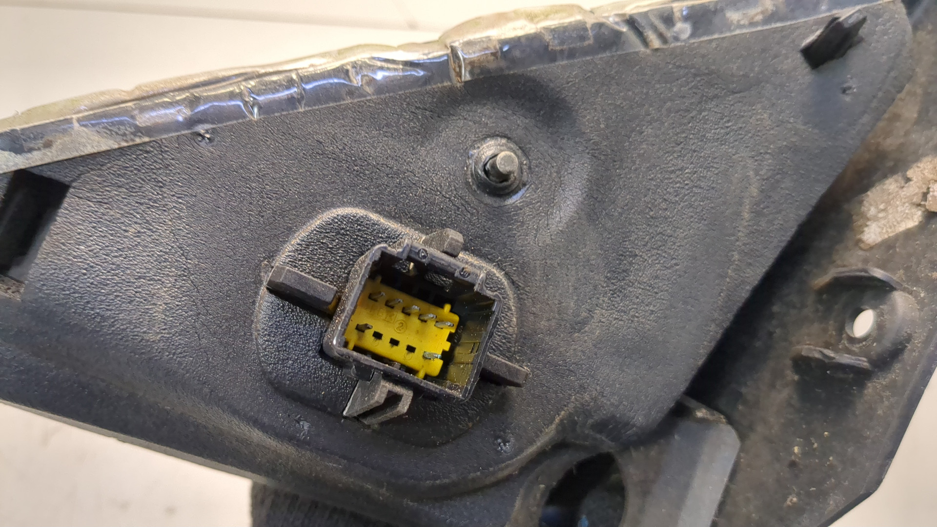 Зеркало правое электрическое