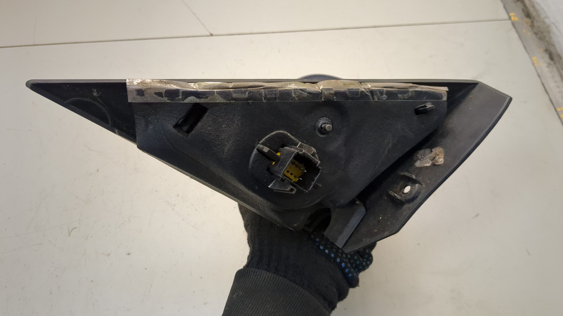 Зеркало правое электрическое