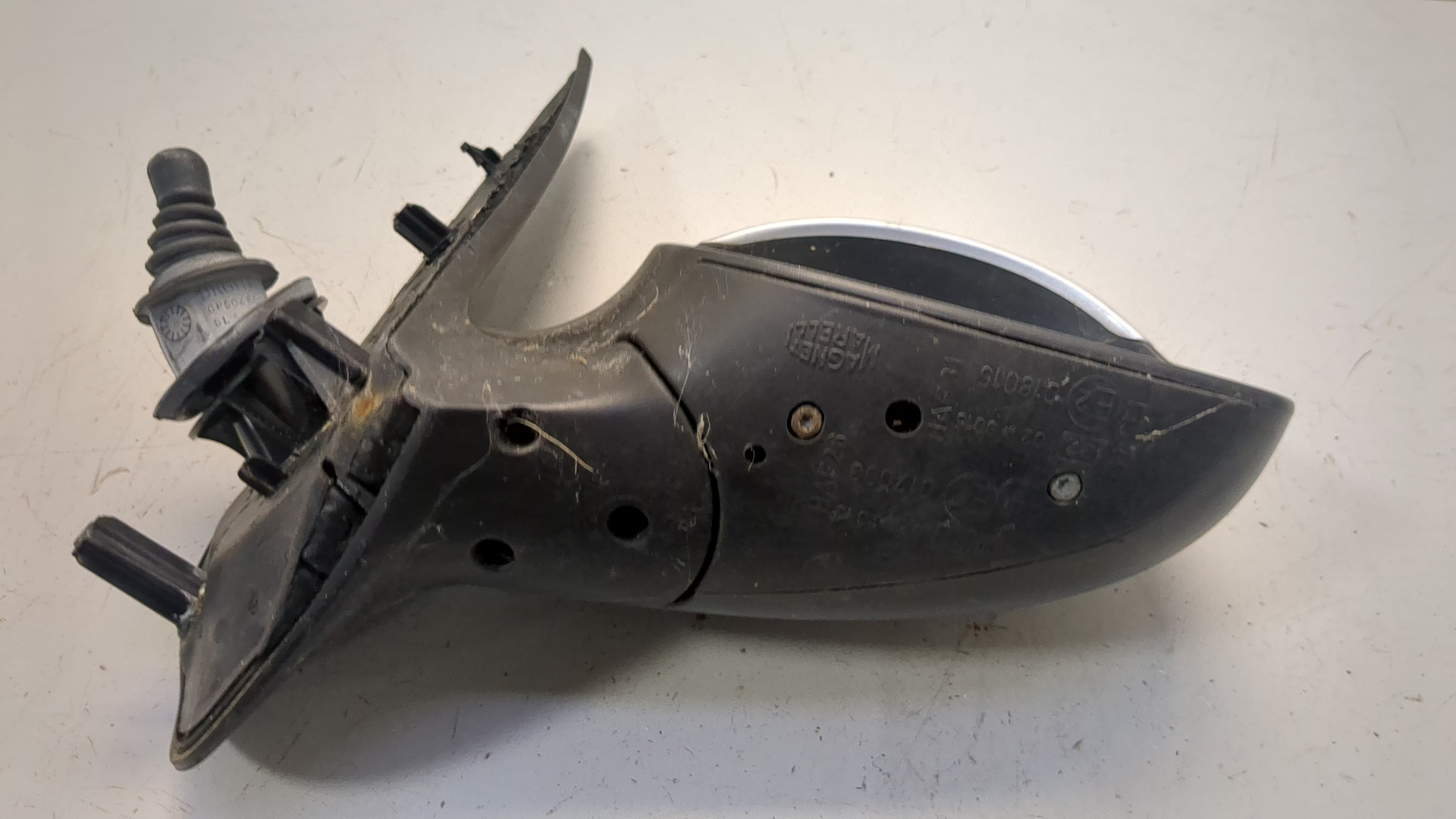 Зеркало правое электрическое