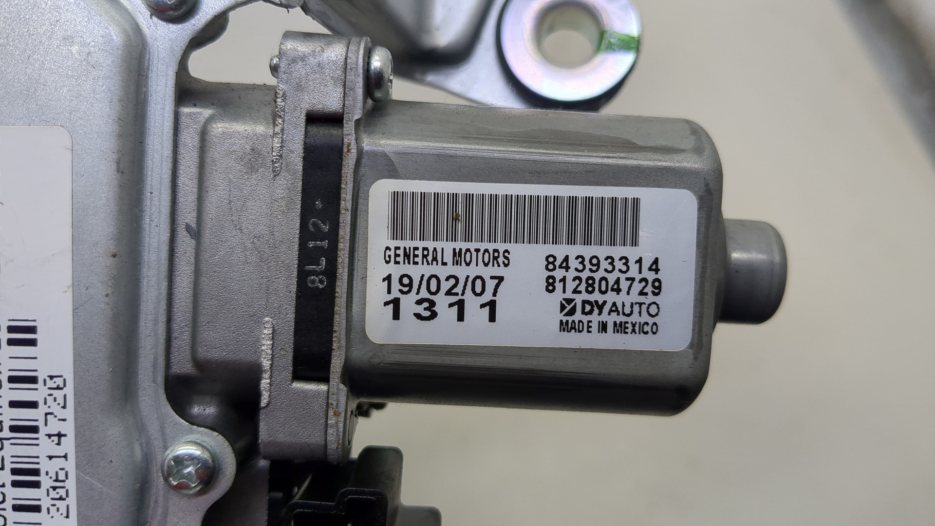 Моторчик стеклоочистителя задний