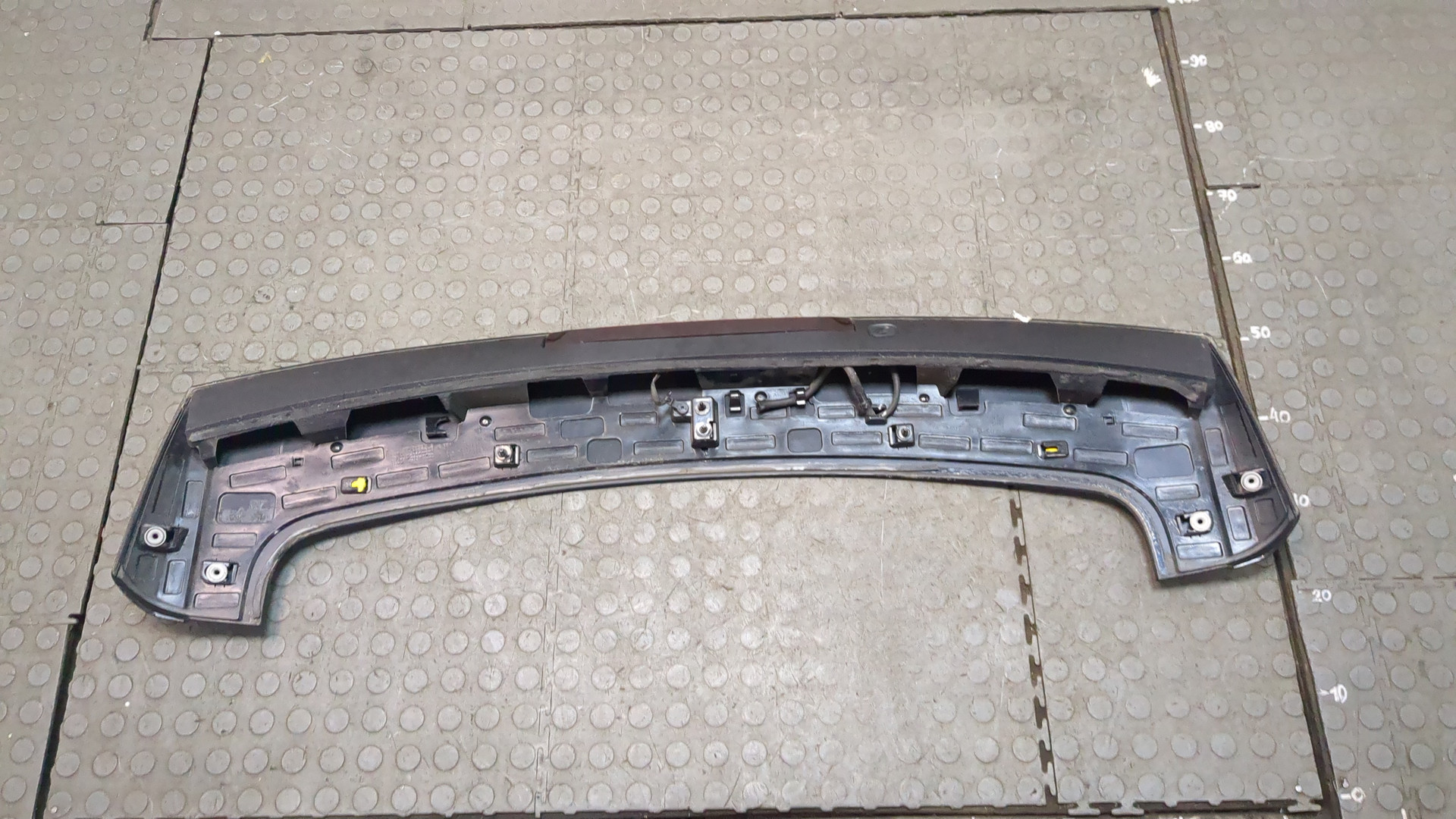 Спойлер переднего бампера