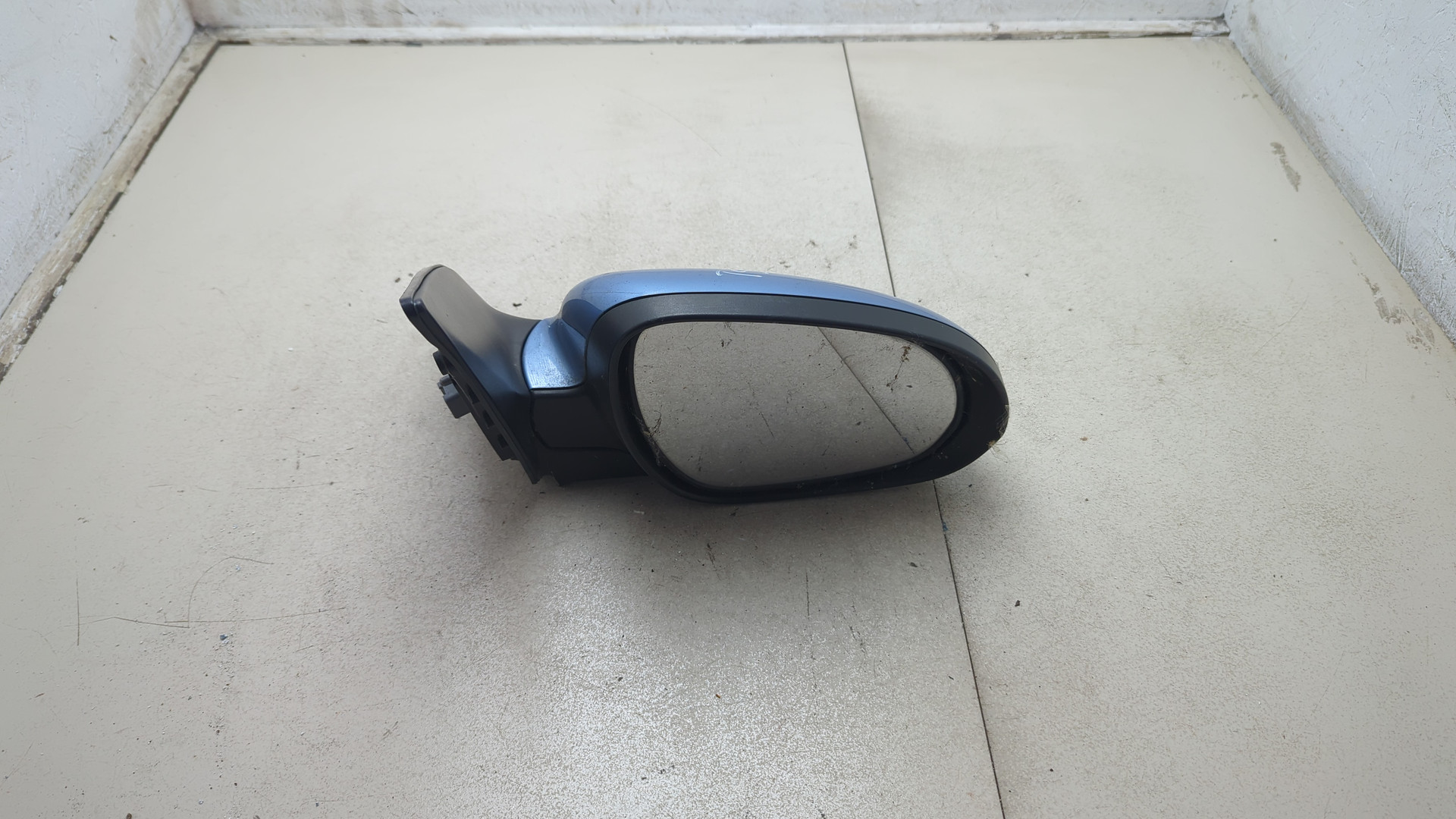 Зеркало правое электрическое