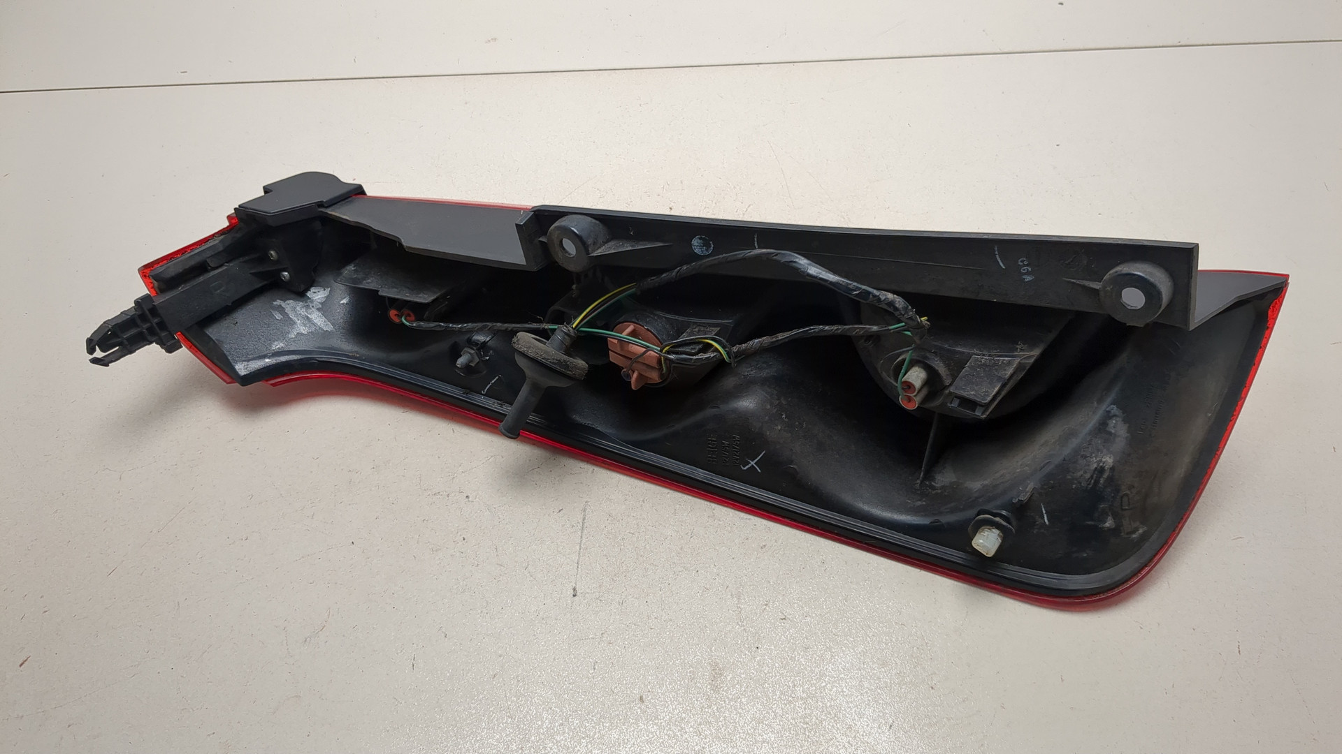 Фонарь задний правый