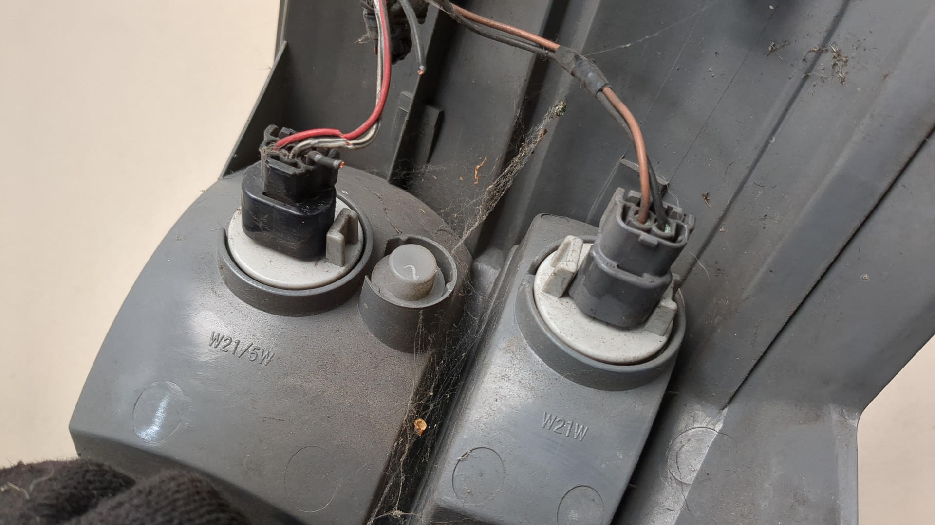 Фонарь задний правый