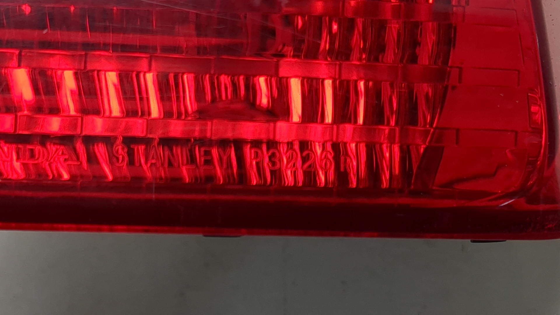 Фонарь задний правый