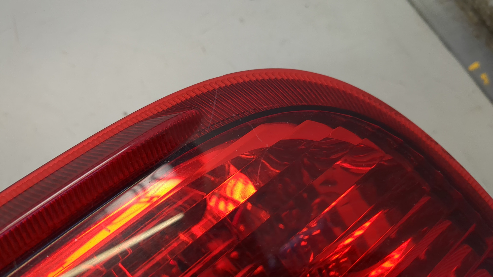 Фонарь задний правый