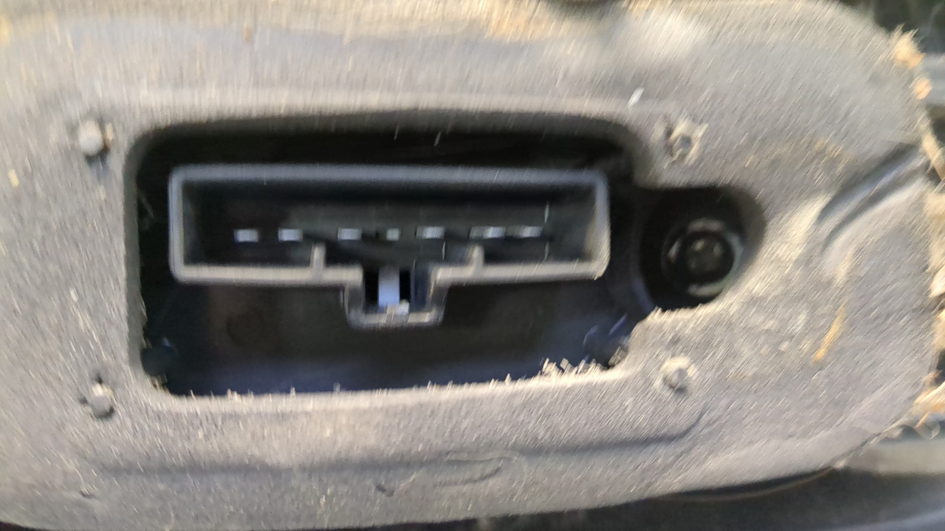 Фонарь задний правый