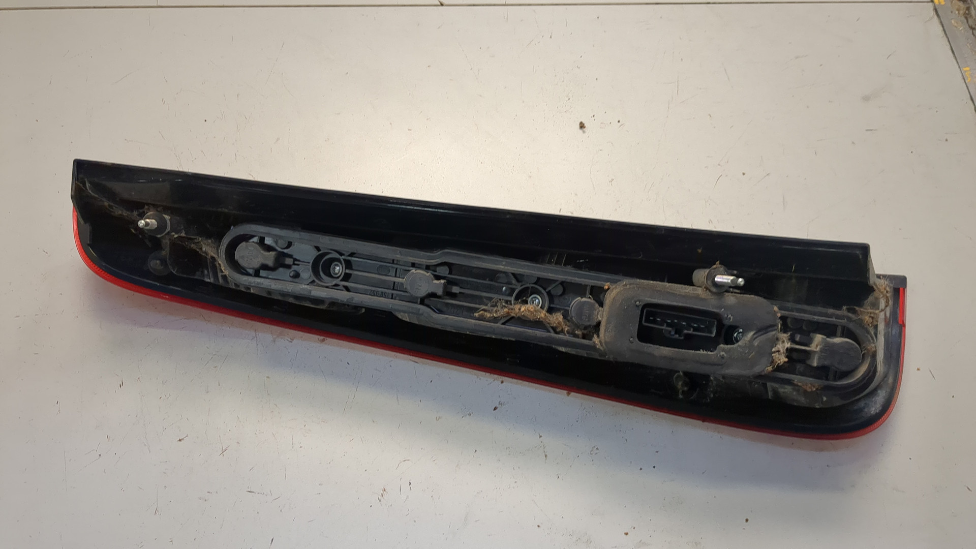 Фонарь задний правый