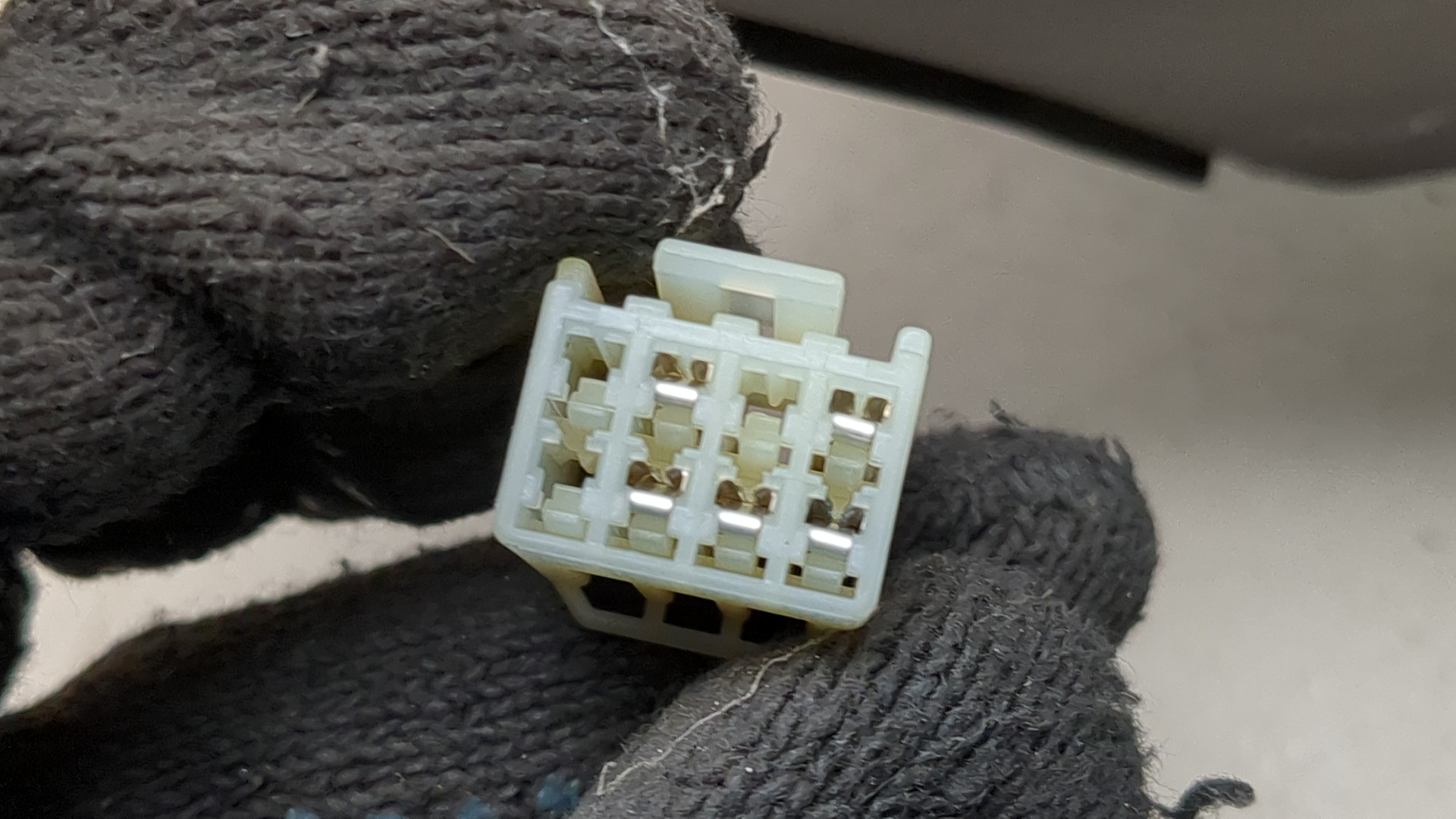 Зеркало левое электрическое