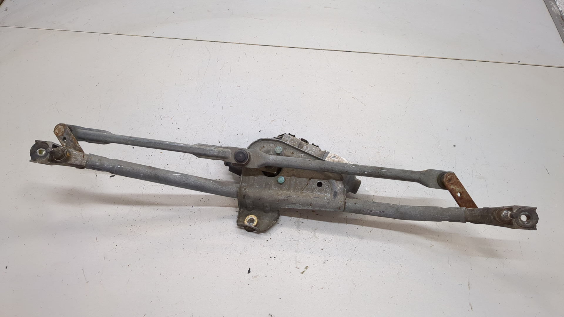 Трапеция стеклоочистителей