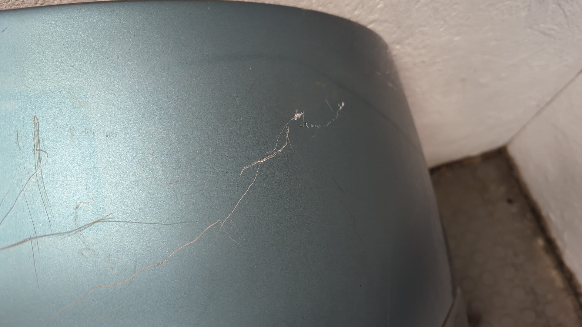 Бампер задний