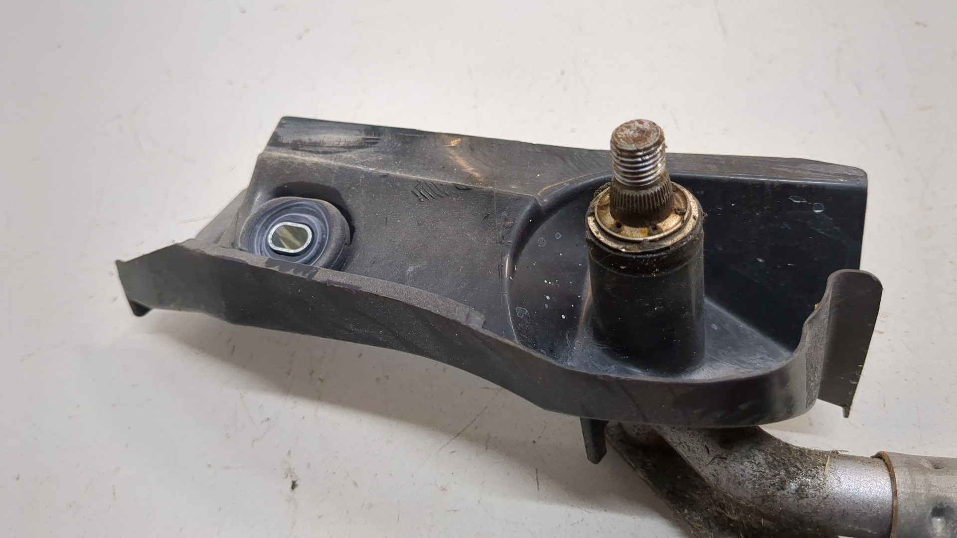 Трапеция стеклоочистителей