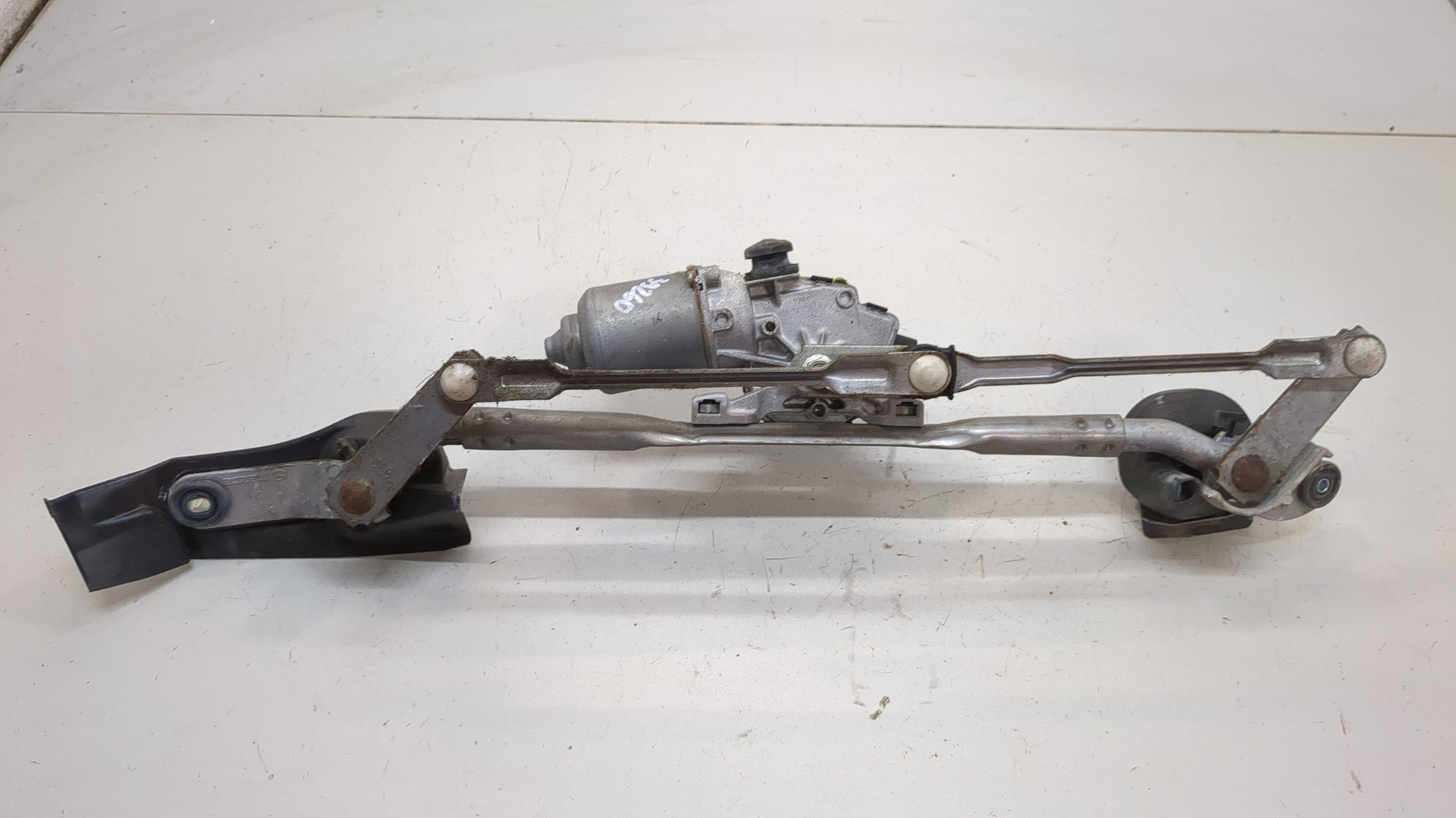 Трапеция стеклоочистителей