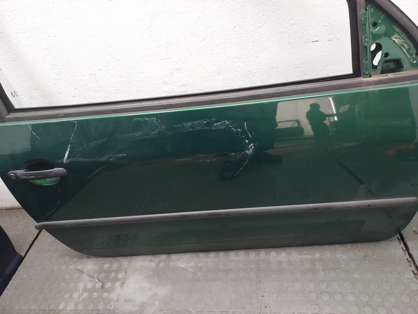 Дверь передняя правая