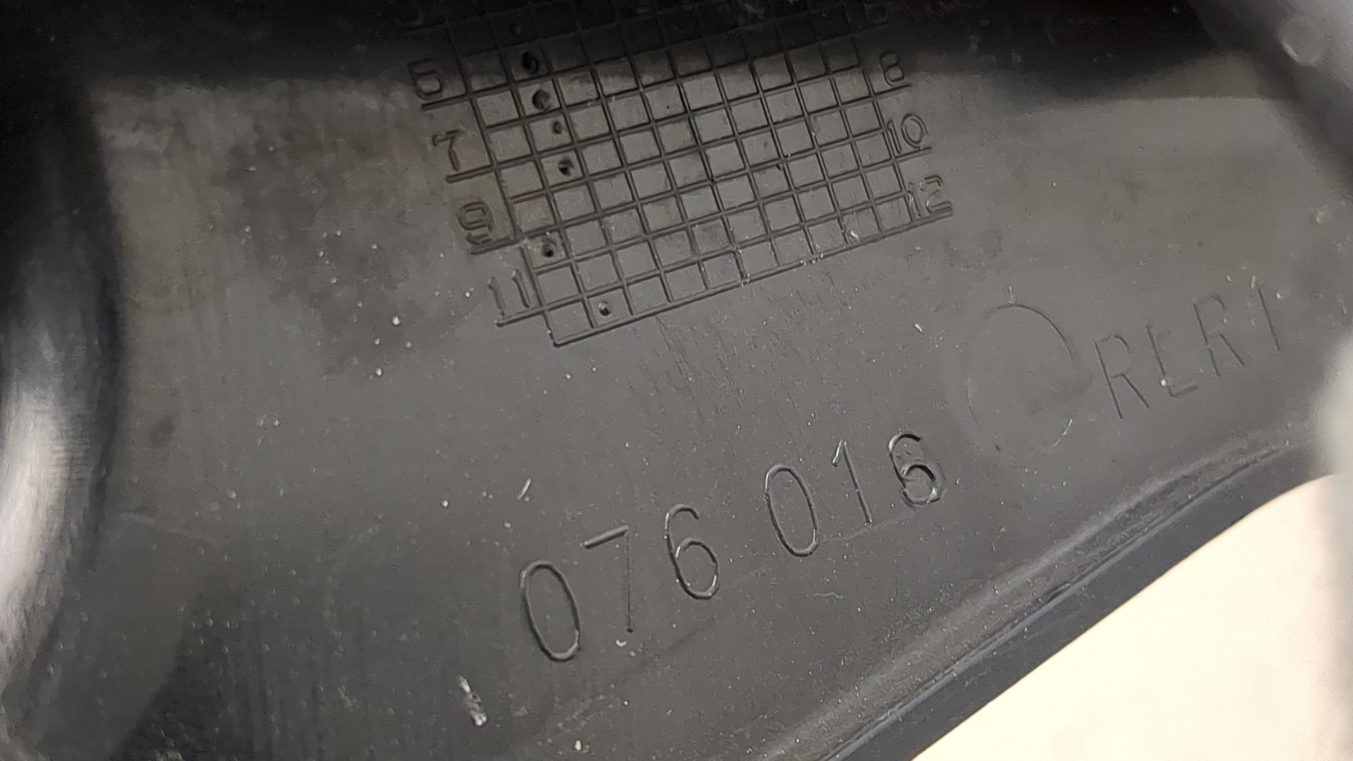 Зеркало правое электрическое