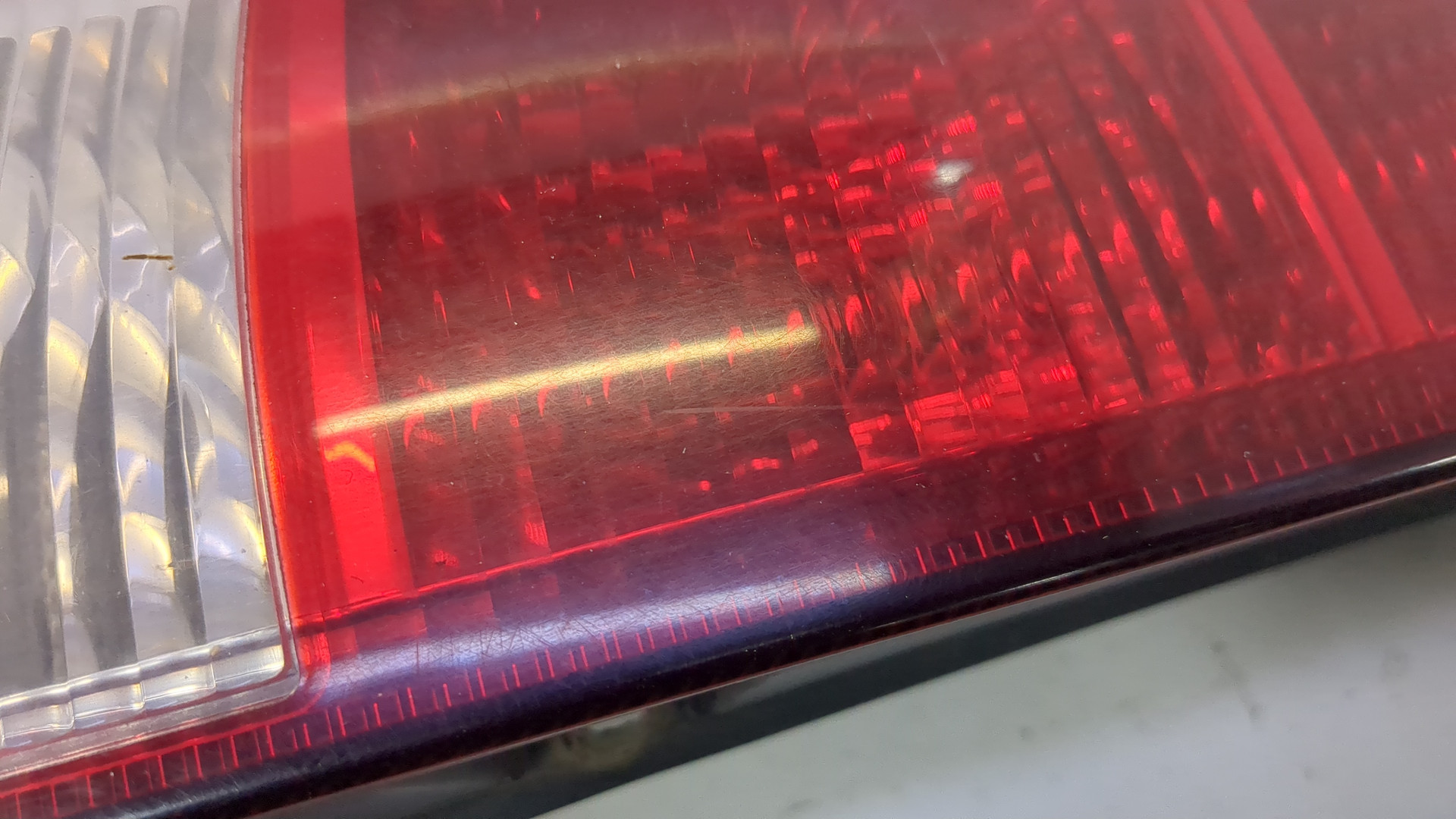 Фонарь задний левый