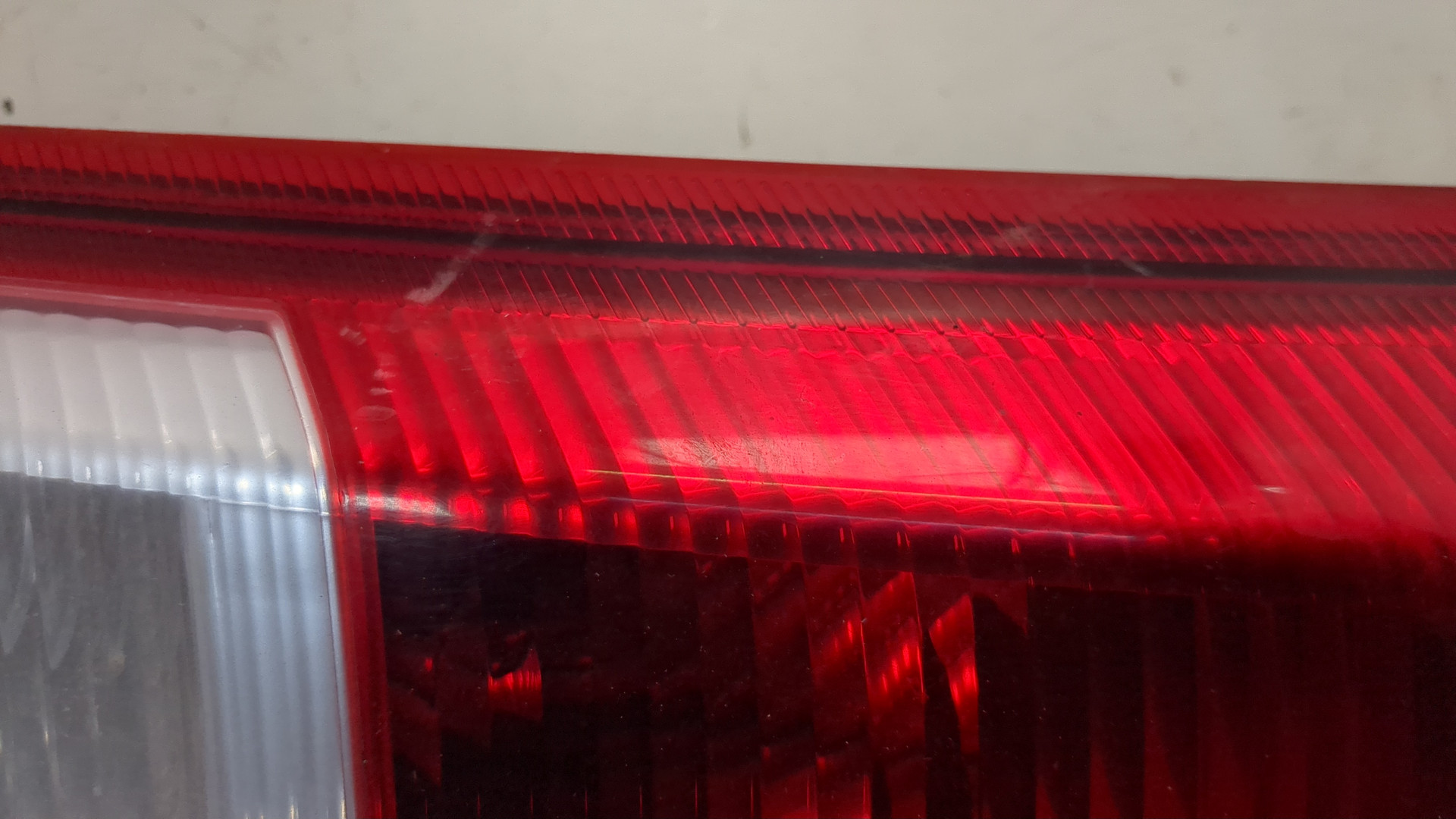 Фонарь задний правый