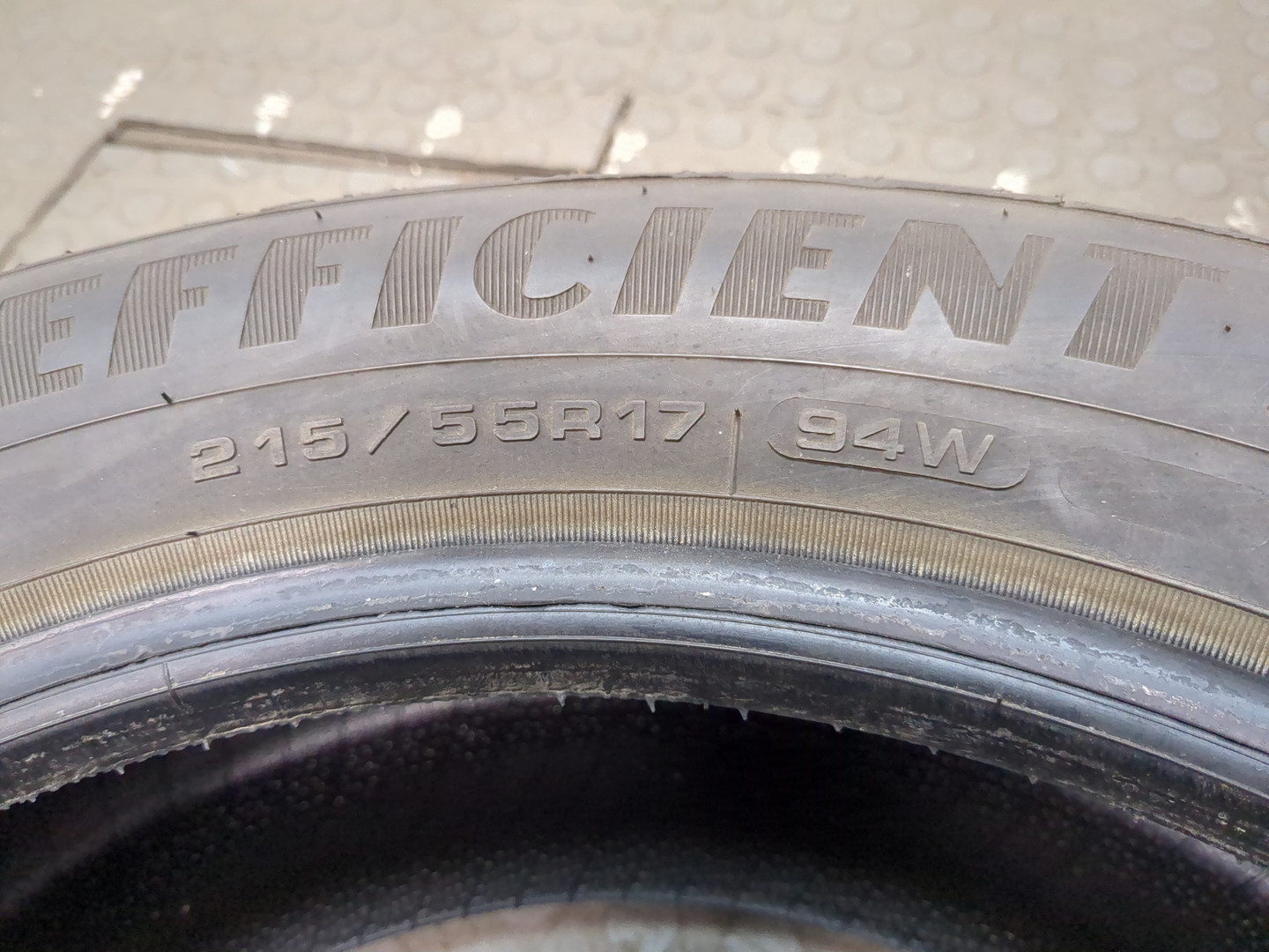 Шины комплект (4 шт.)