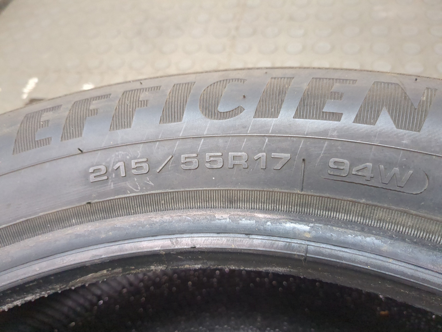 Шины комплект (4 шт.)