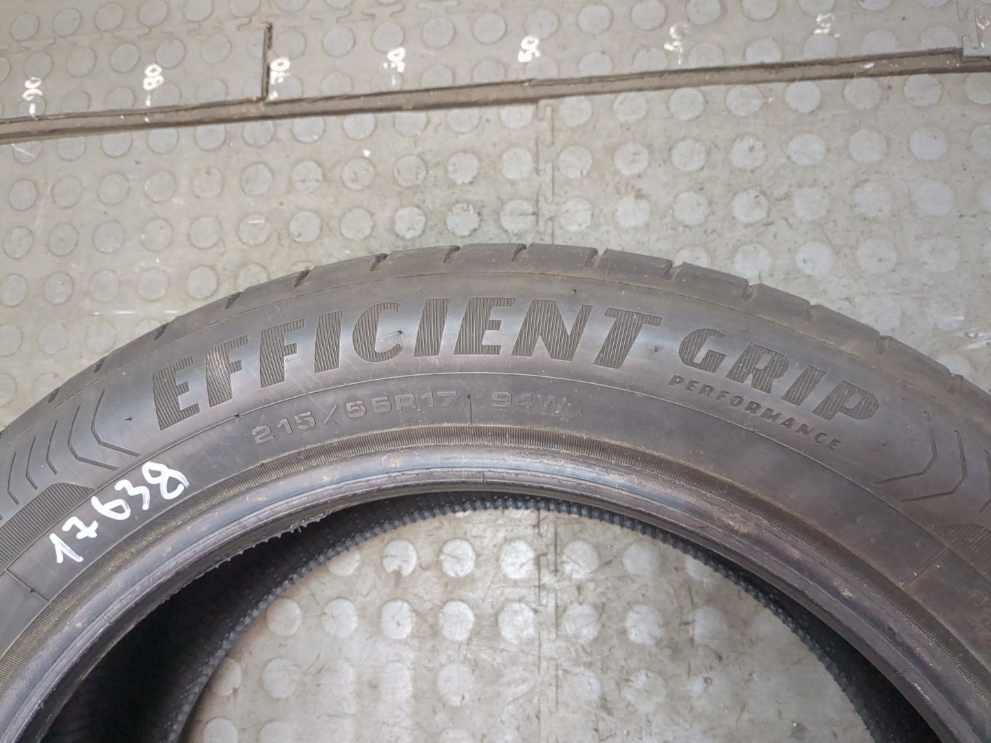 Шины комплект (4 шт.)