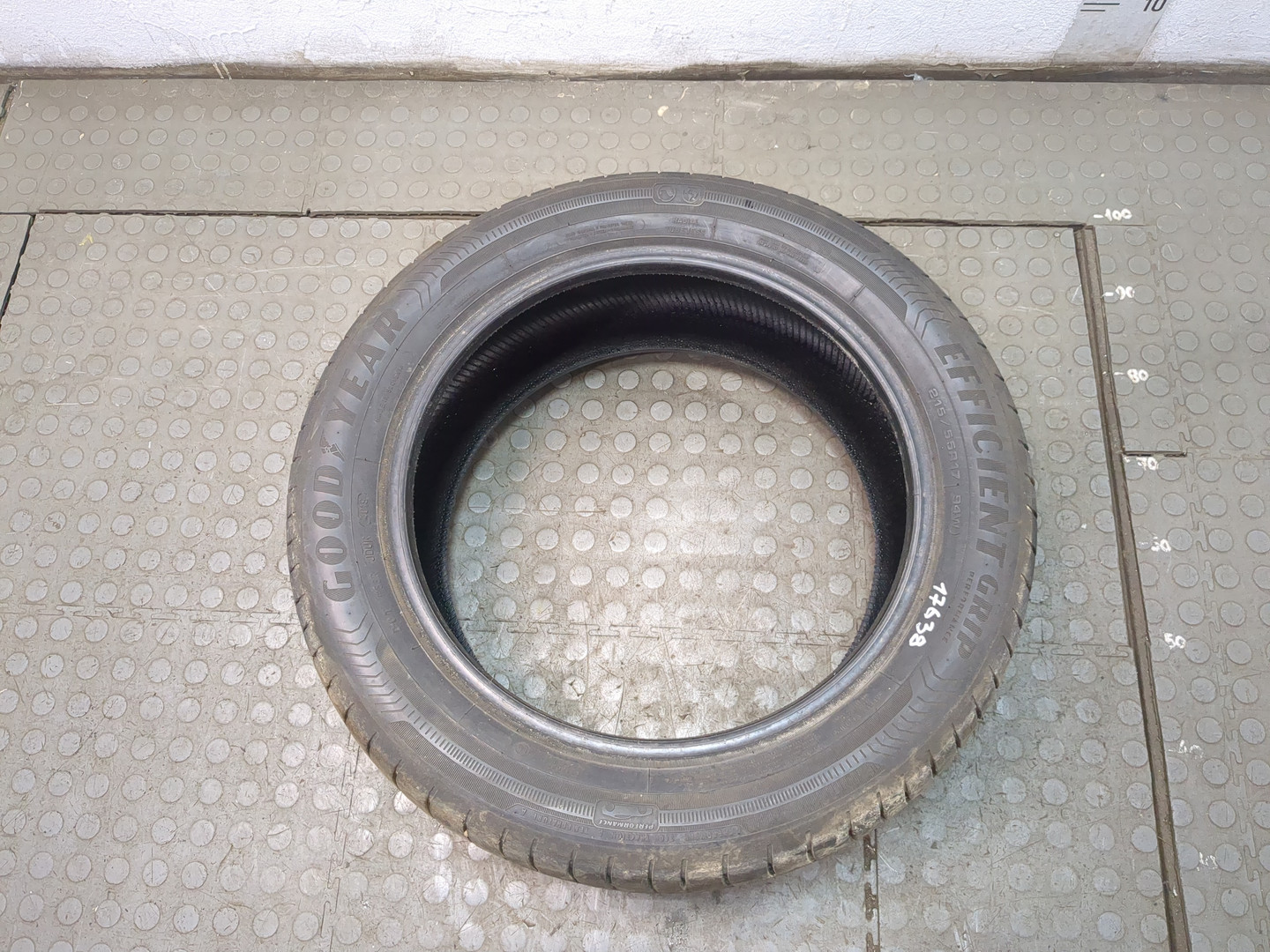 Шины комплект (4 шт.)