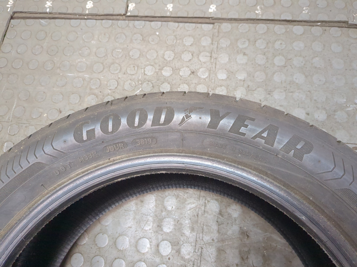 Шины комплект (4 шт.)