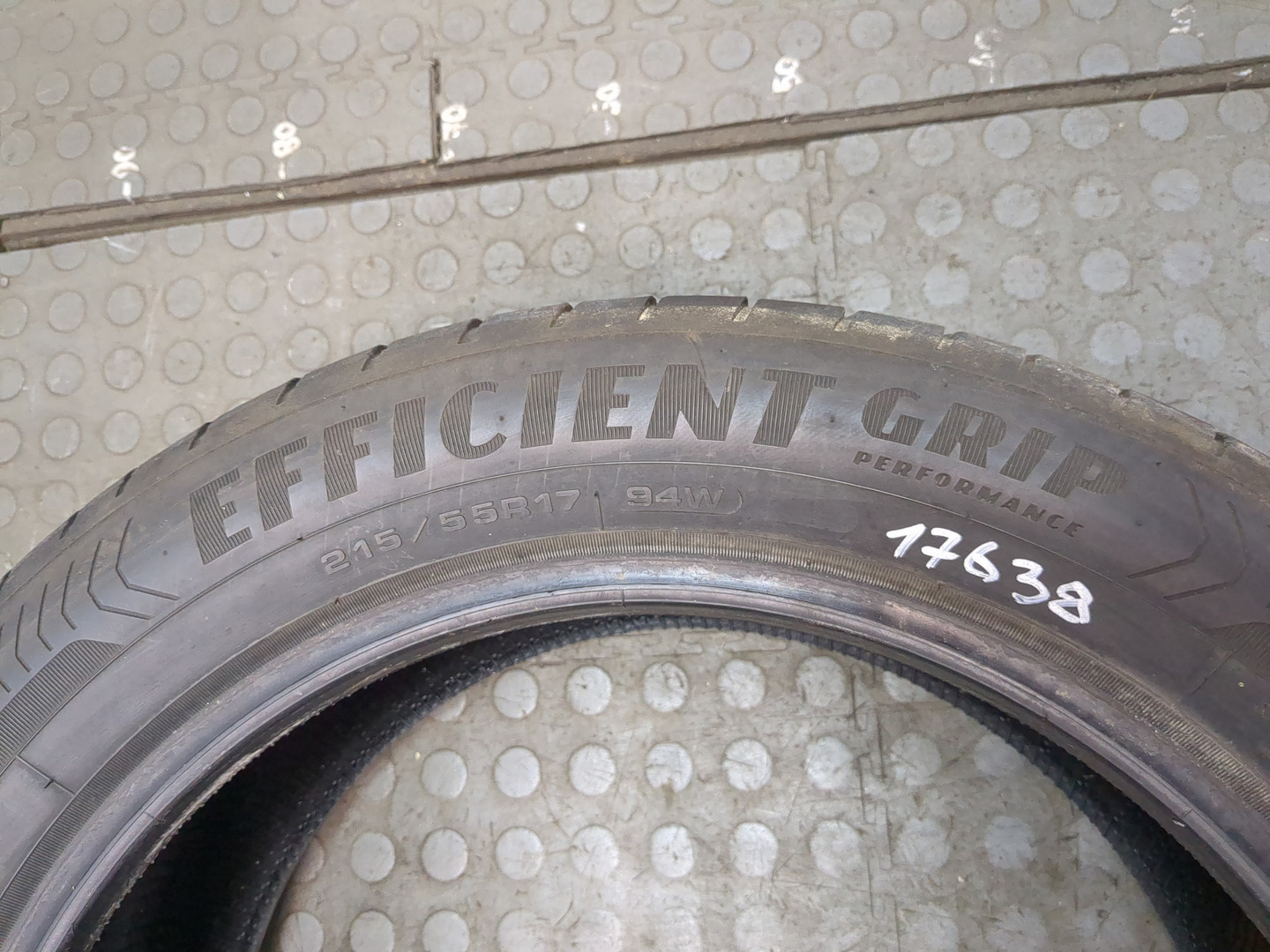 Шины комплект (4 шт.)