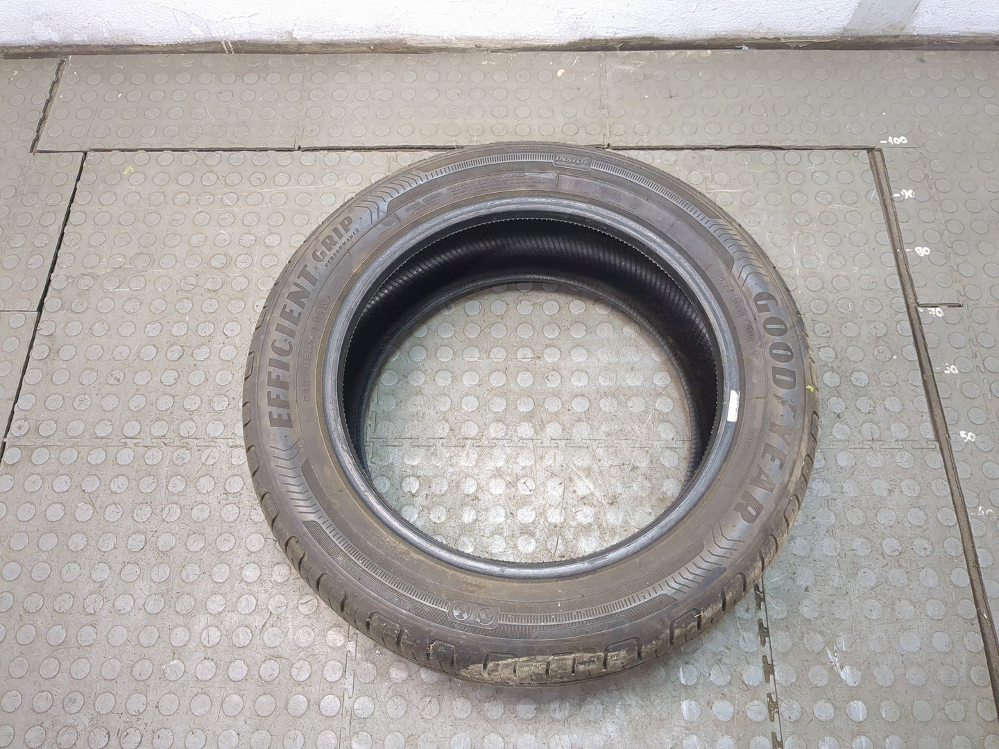 Шины комплект (4 шт.)