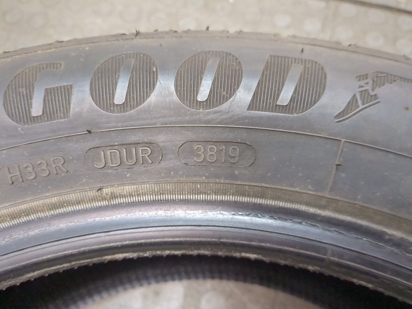 Шины комплект (4 шт.)