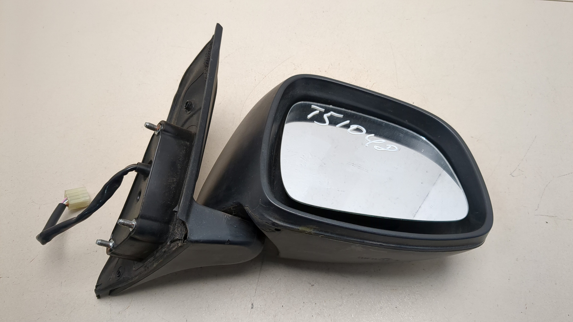 Зеркало правое электрическое