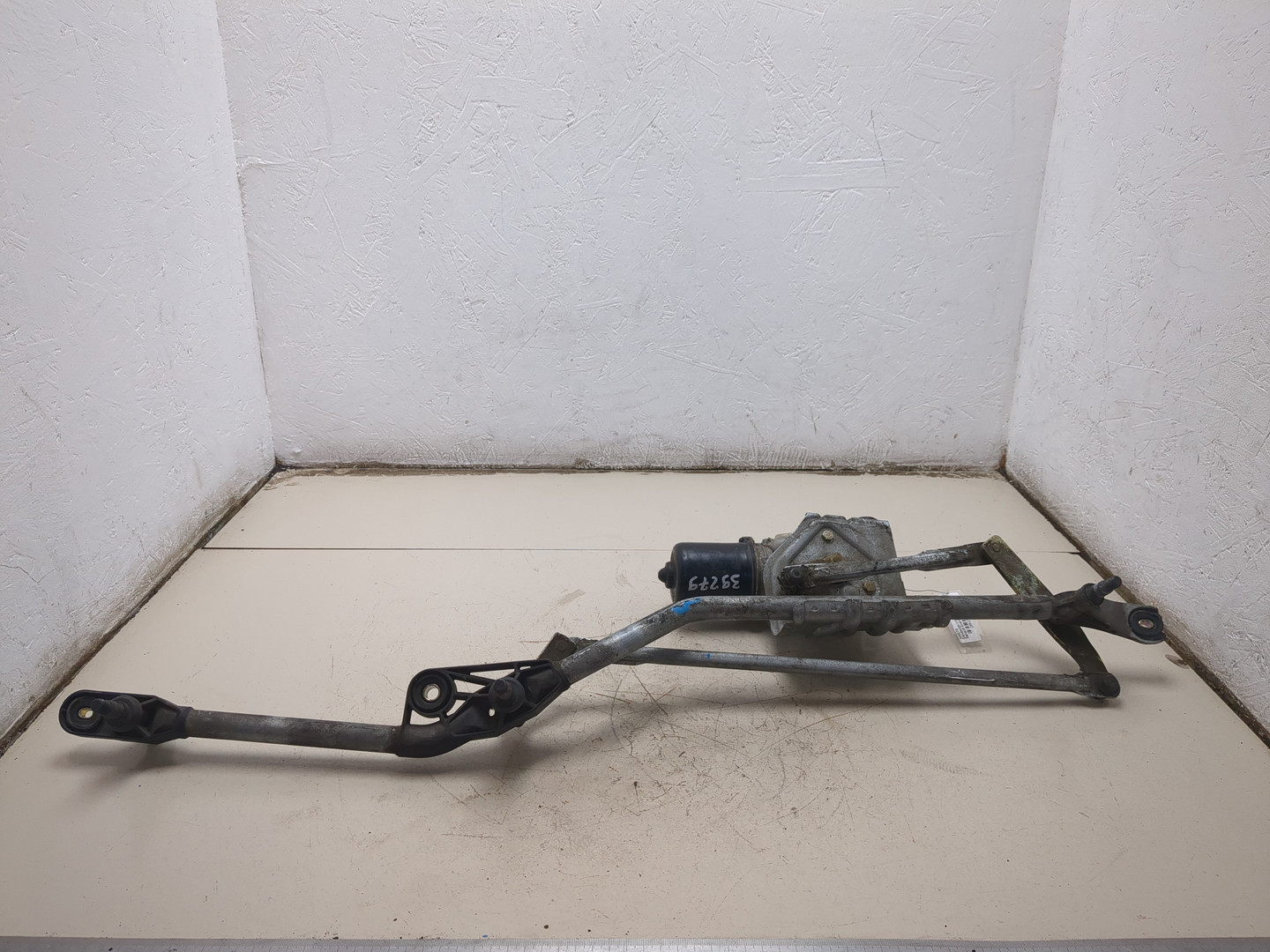 Трапеция стеклоочистителей