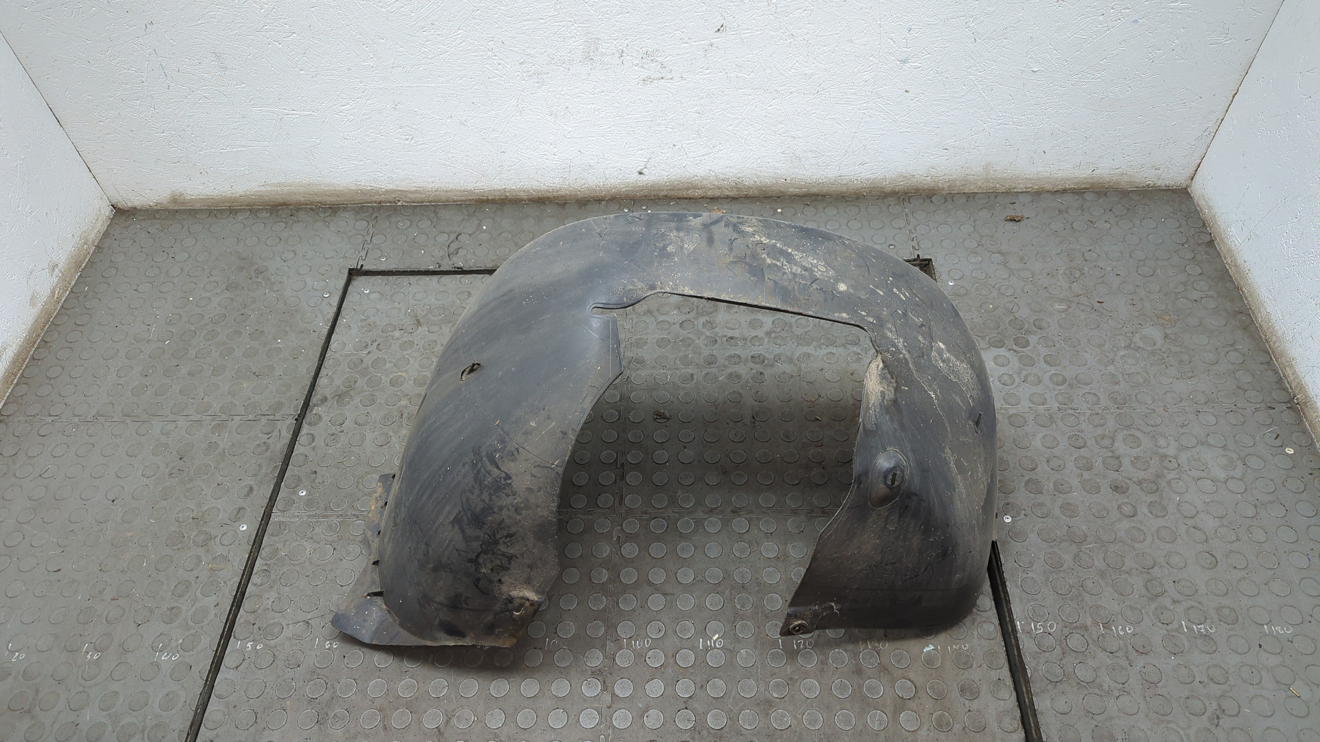 Локер передний левый