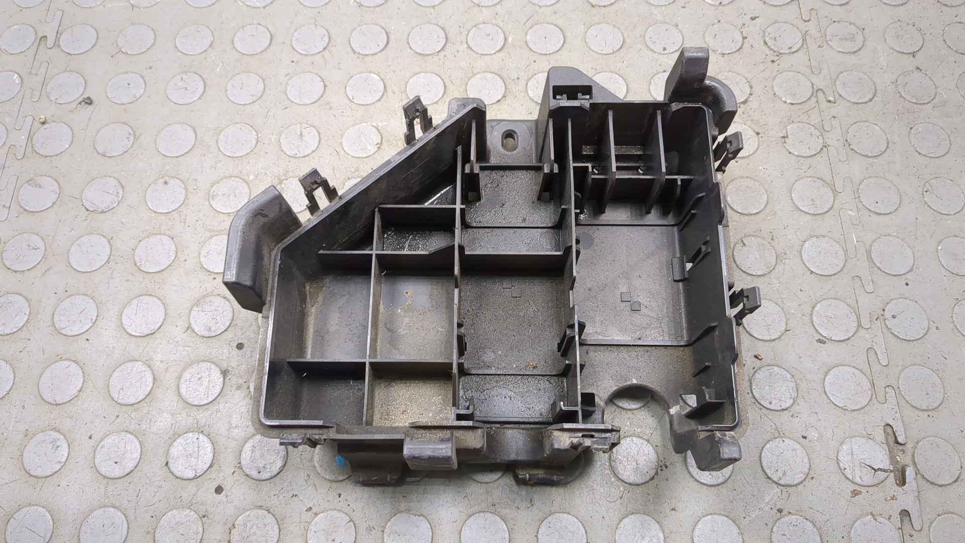 Корпус блока предохранителей