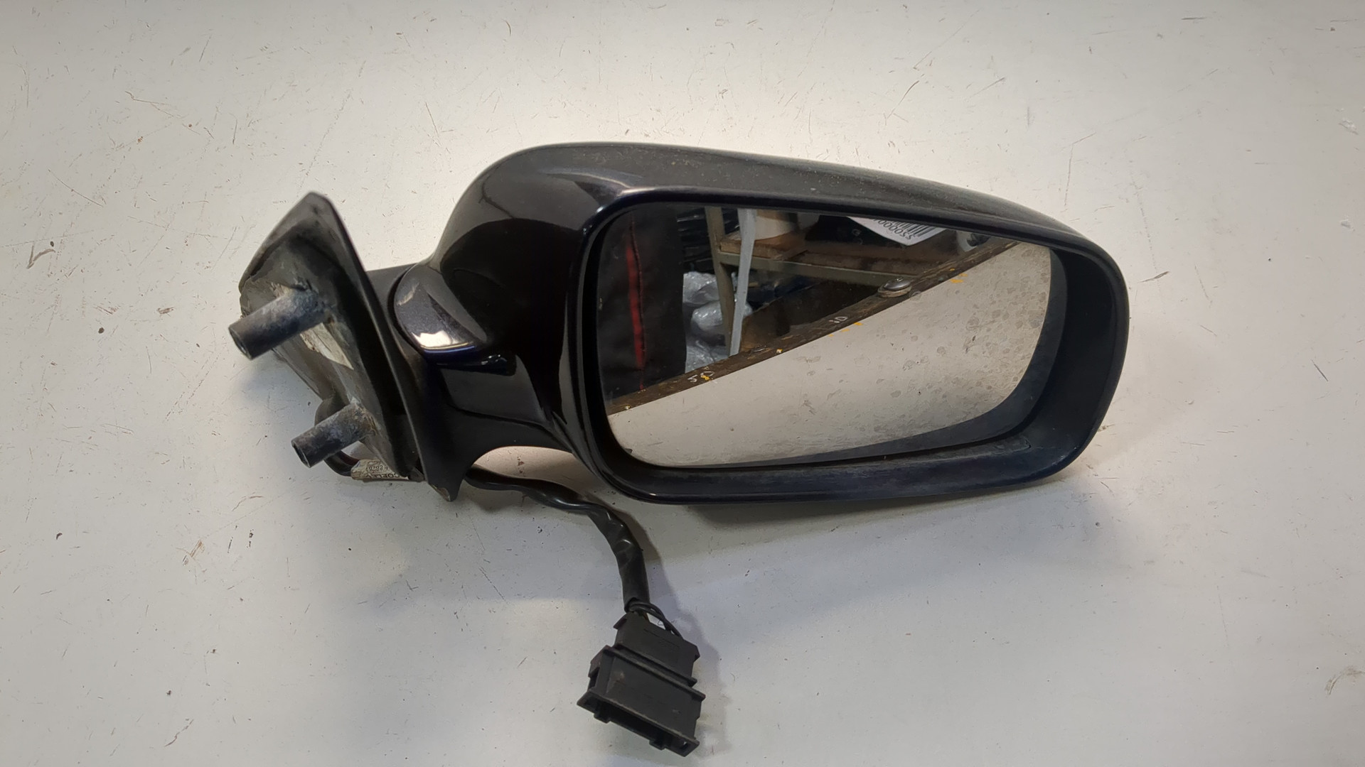 Зеркало правое электрическое