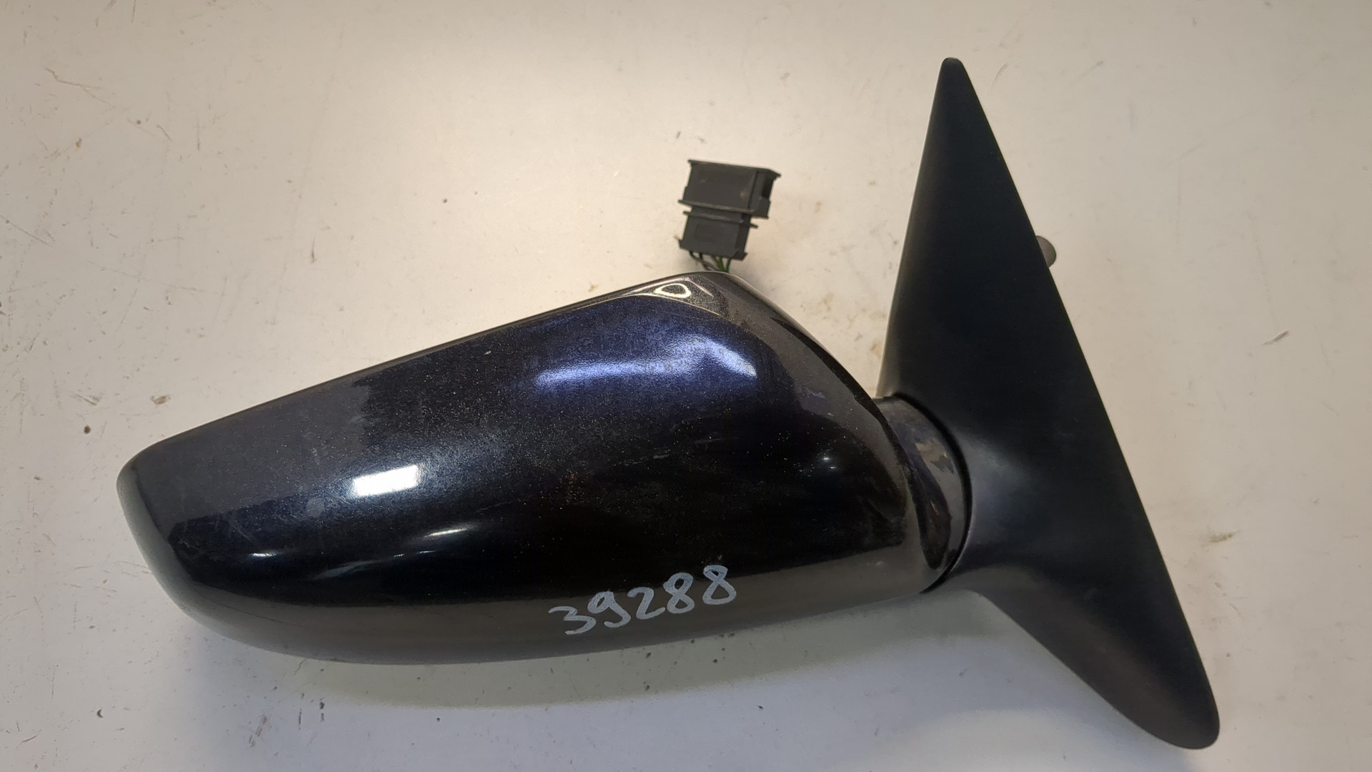 Зеркало правое электрическое