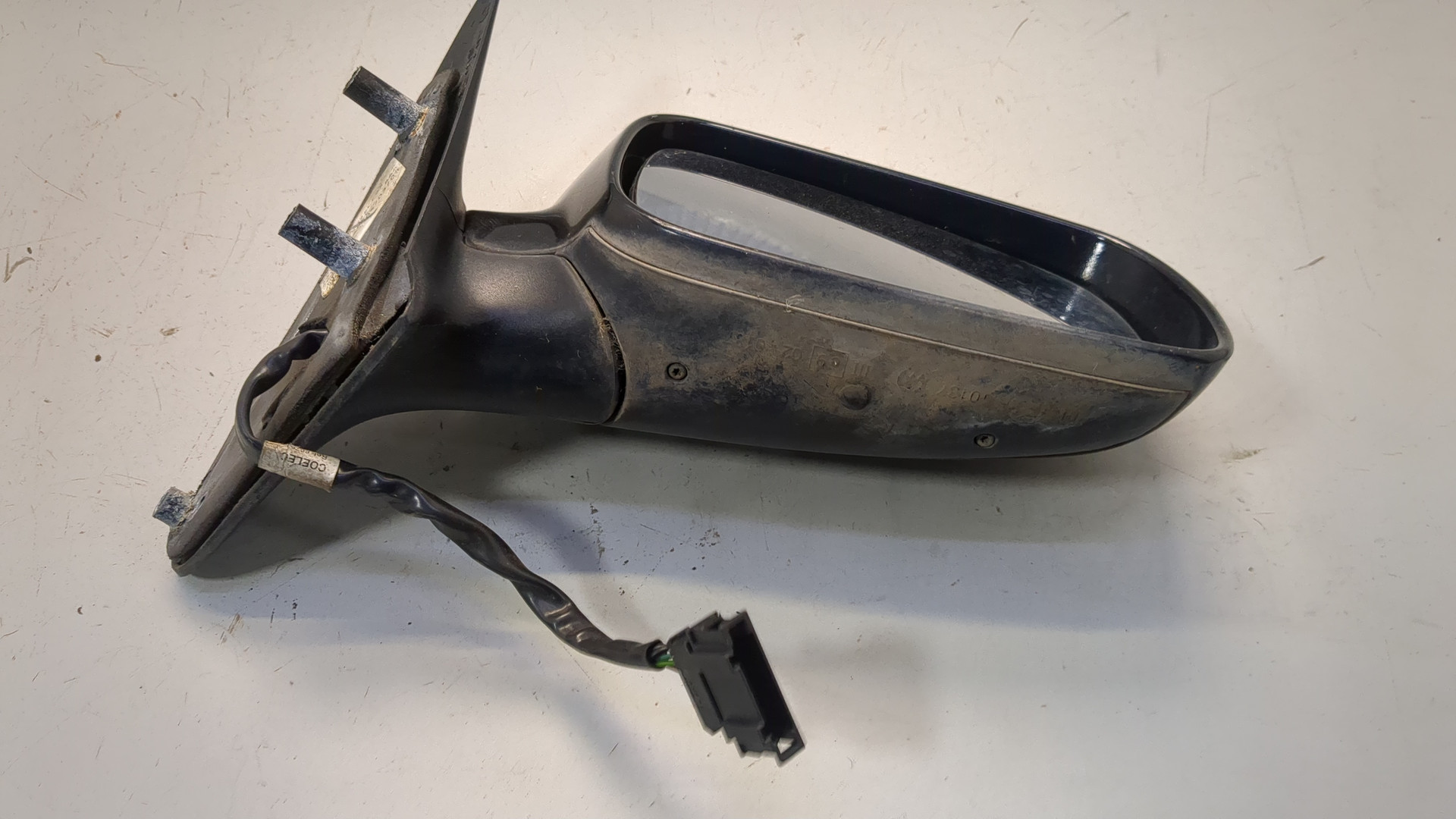 Зеркало правое электрическое