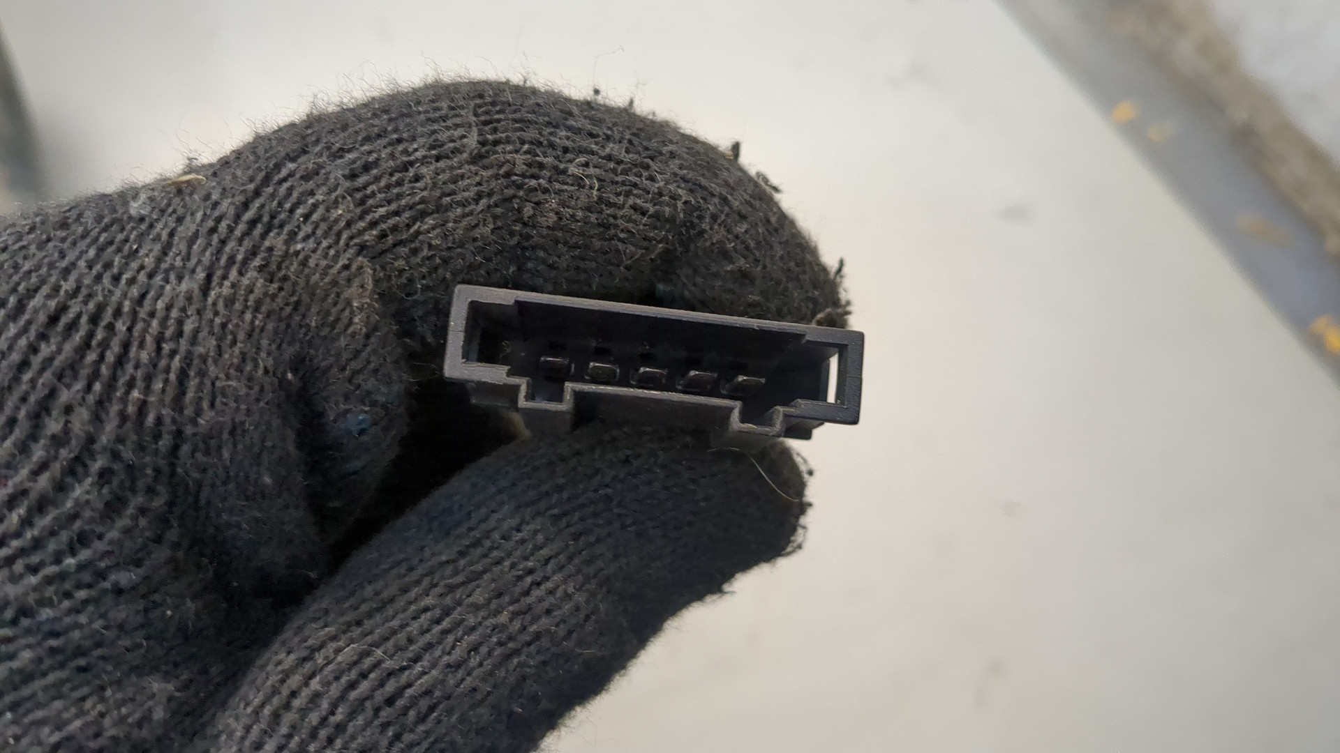 Зеркало правое электрическое