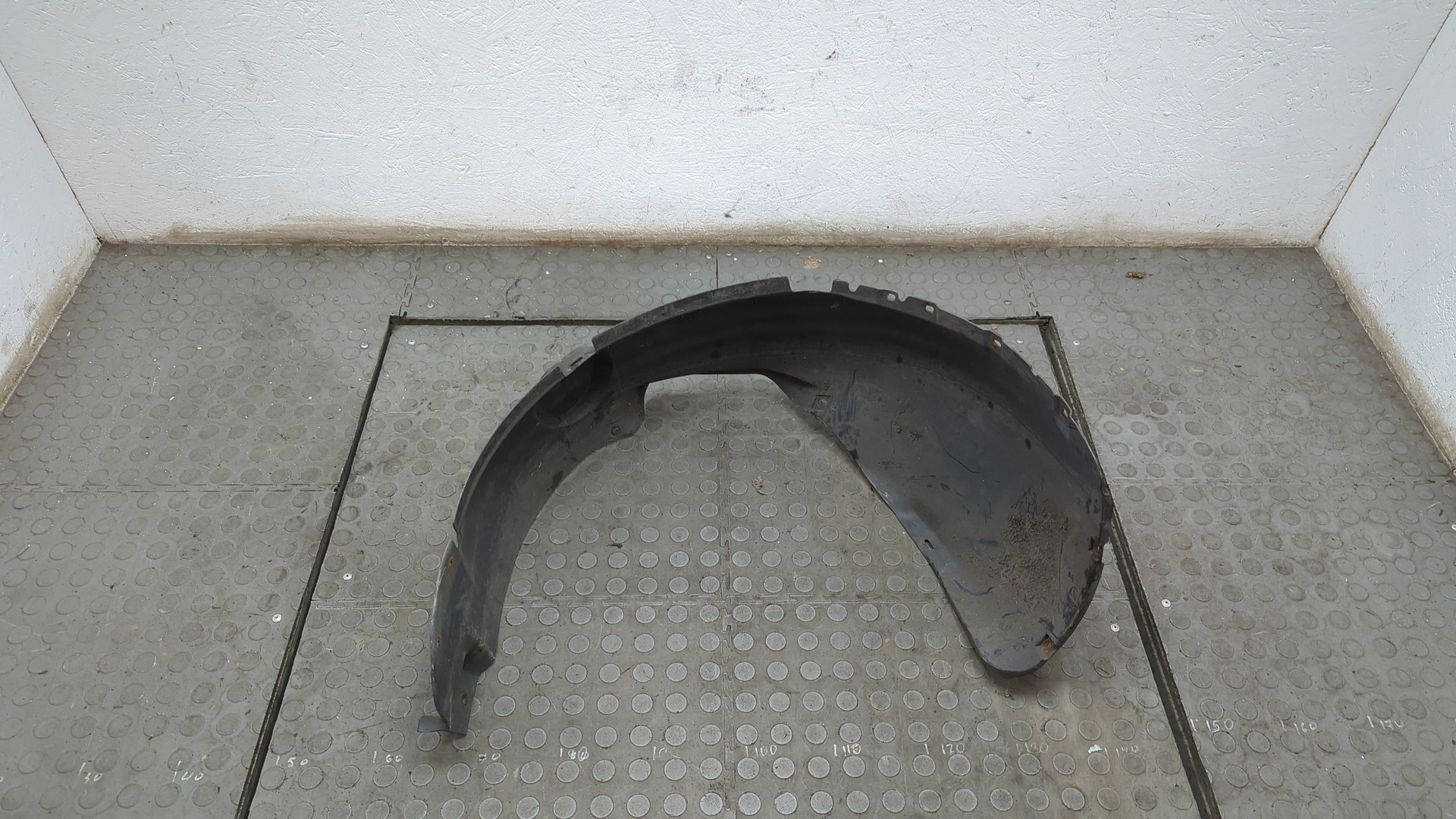 Локер передний левый