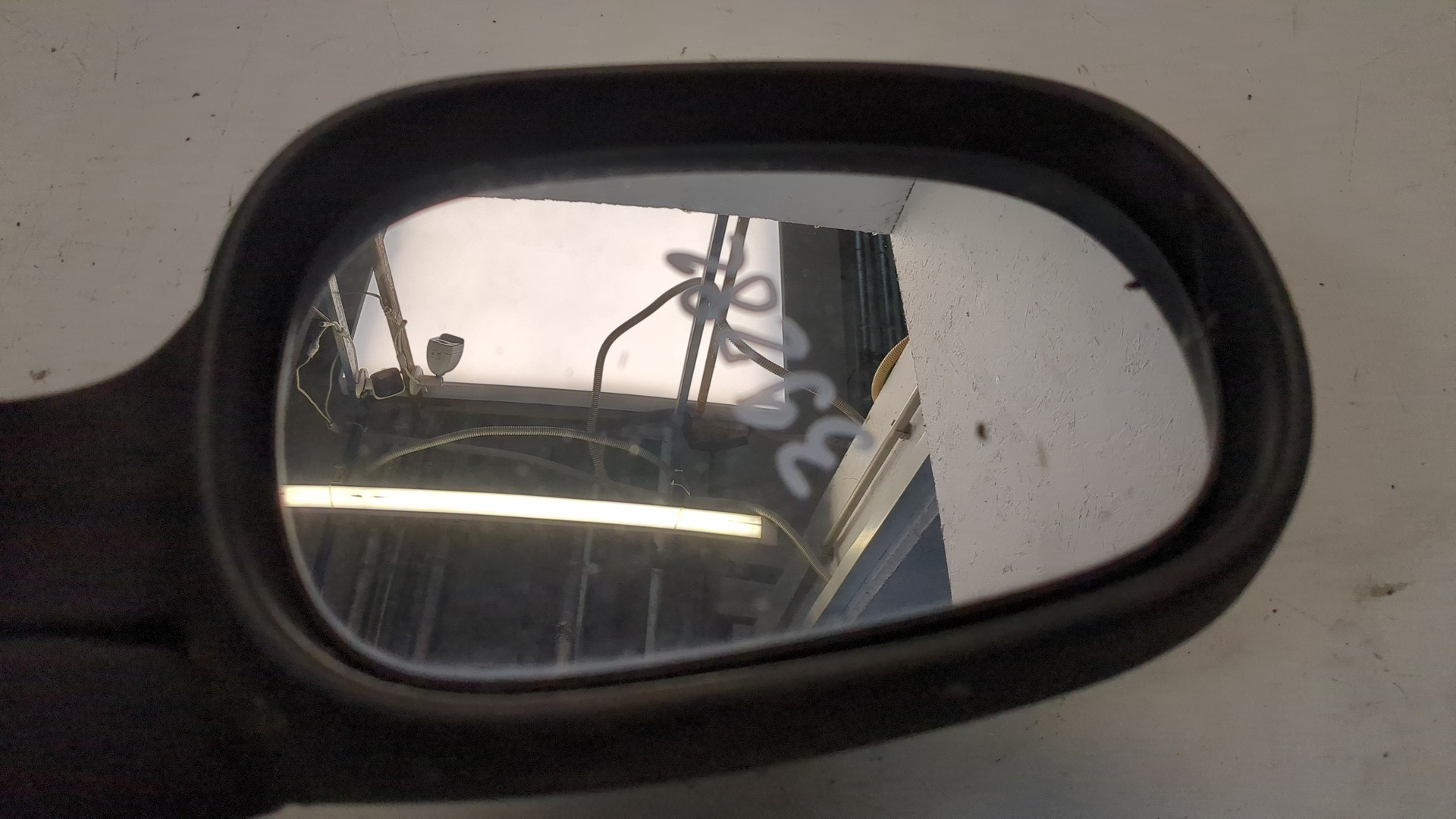 Зеркало правое электрическое