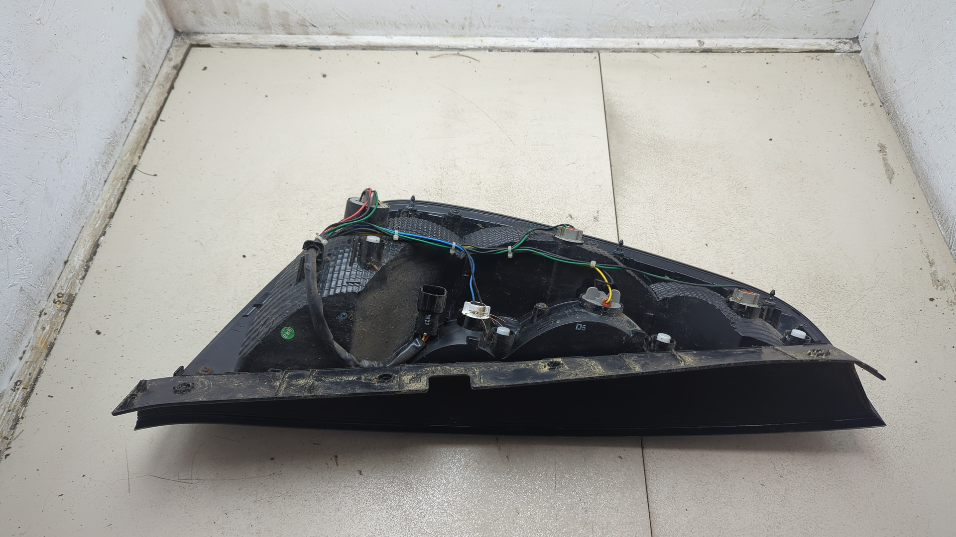 Фонарь задний правый