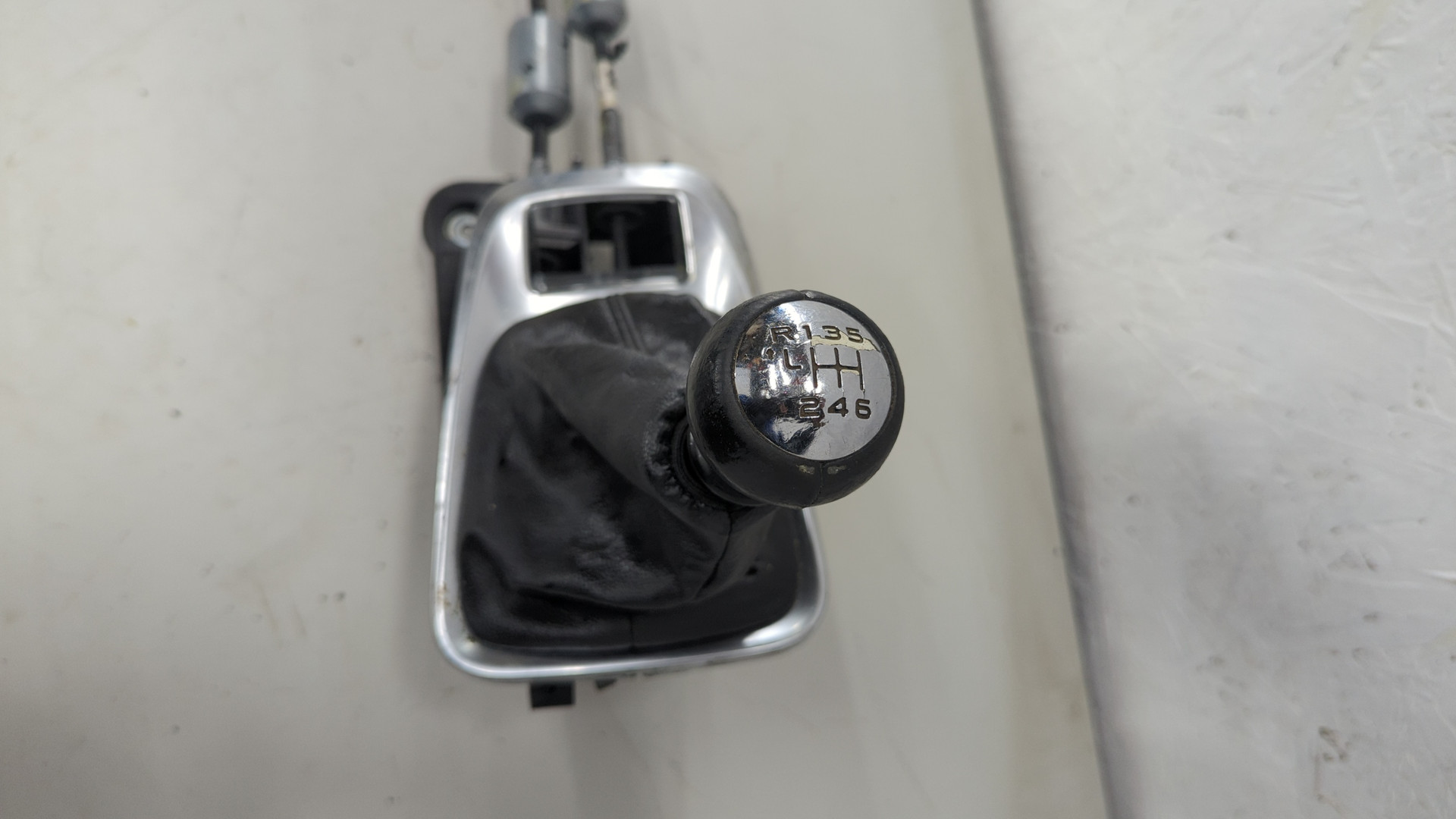 Кулиса МКПП / АКПП