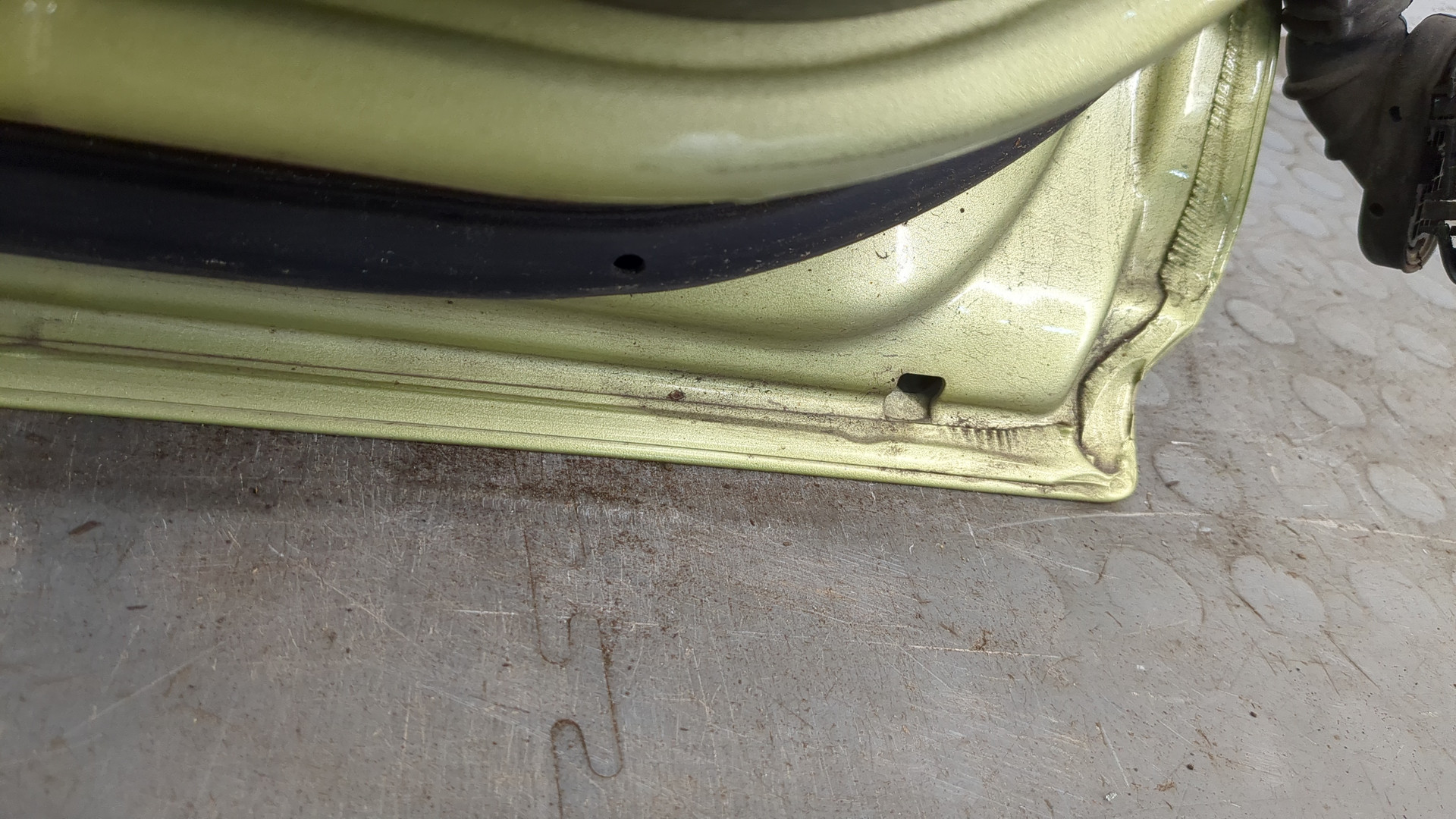 Дверь задняя левая