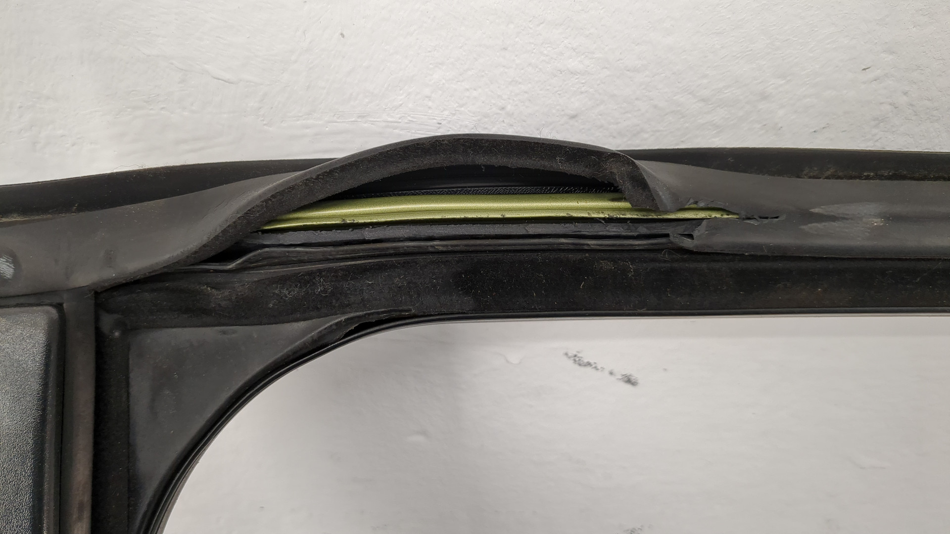 Дверь задняя левая