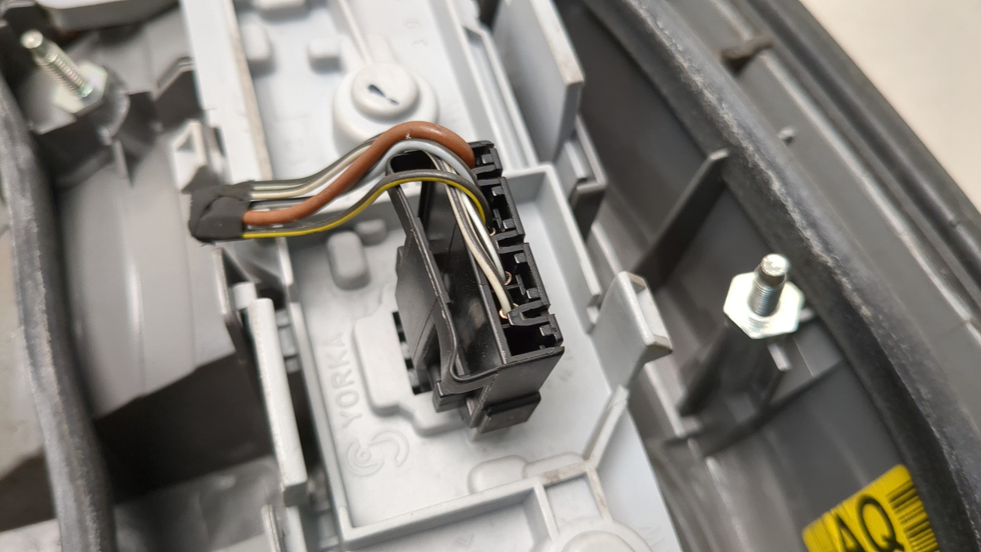 Фонарь задний левый