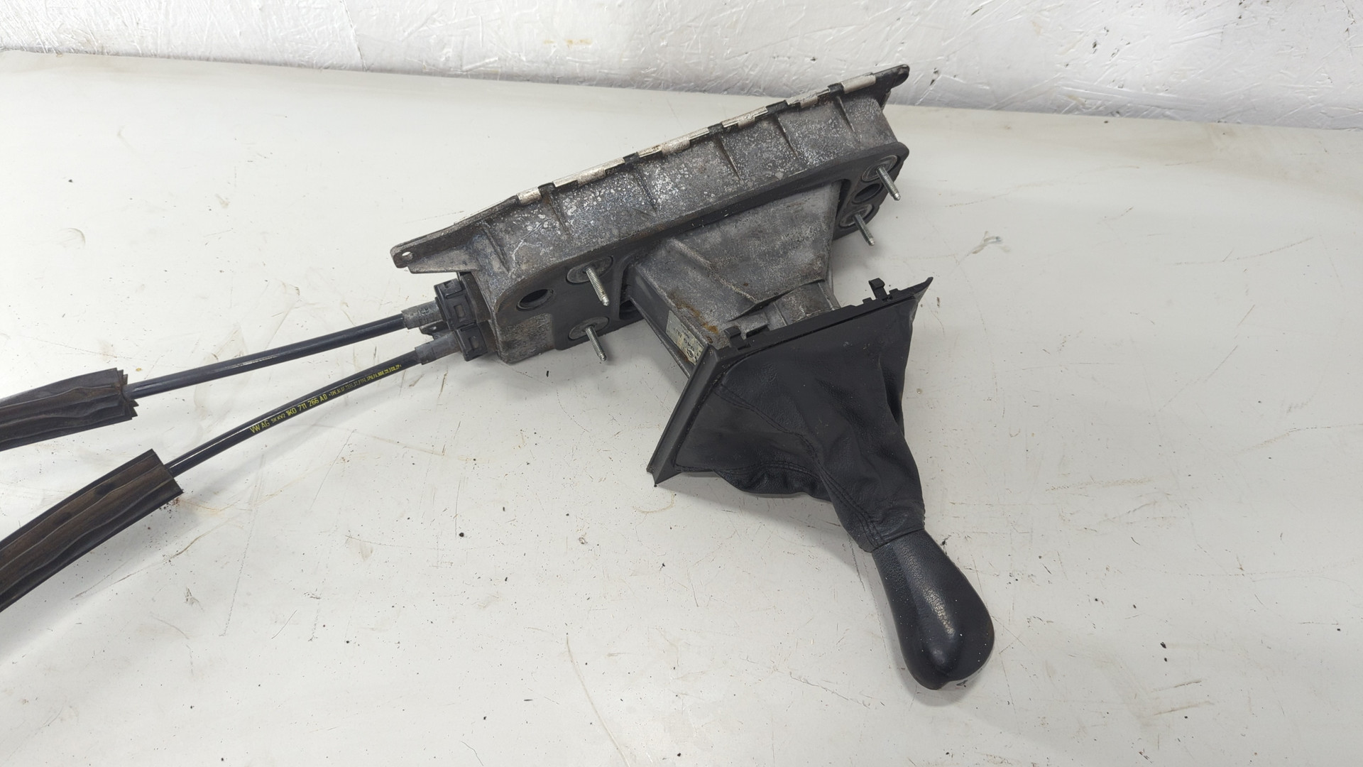 Кулиса МКПП / АКПП