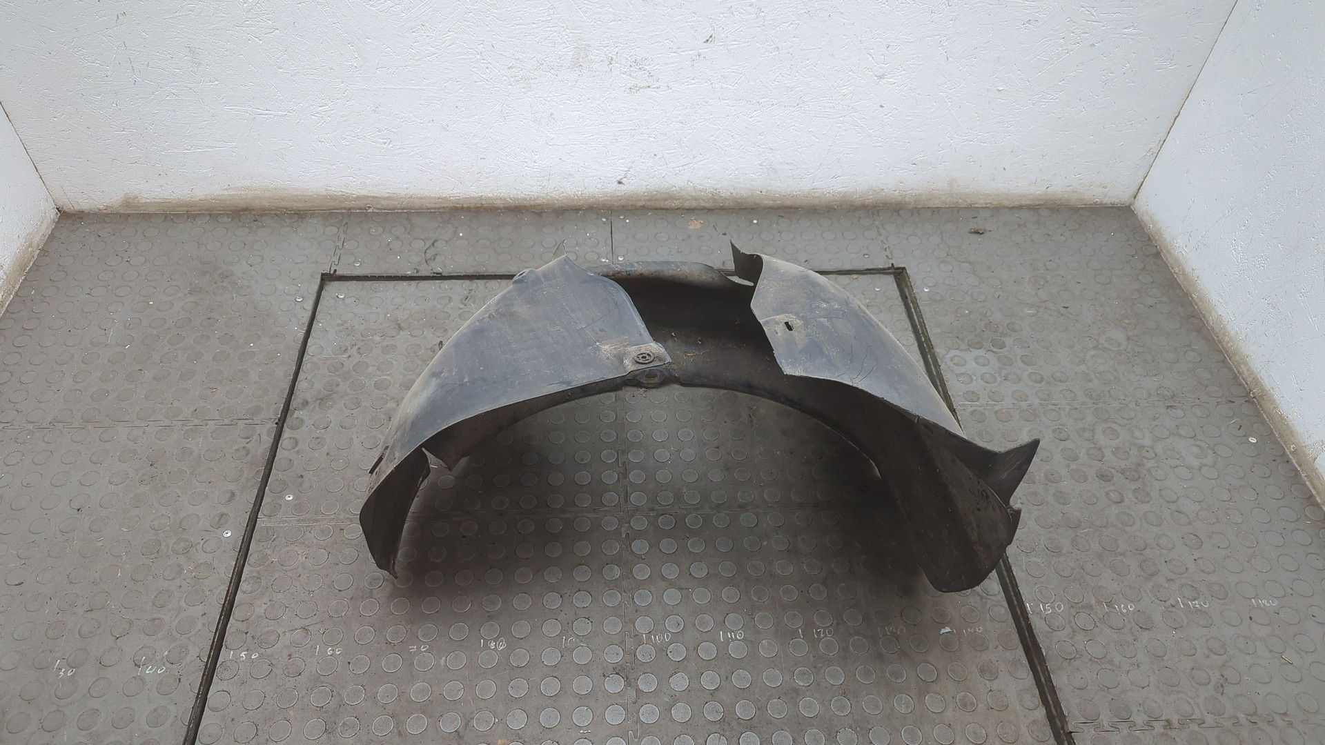 Локер передний левый