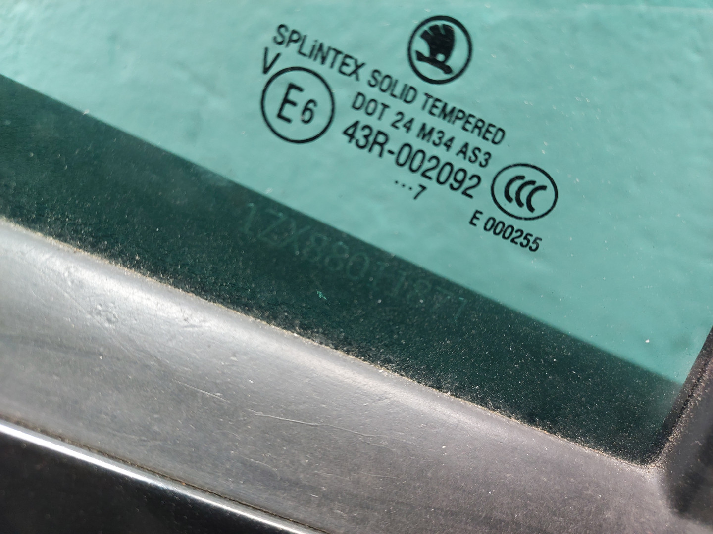 Дверь задняя правая