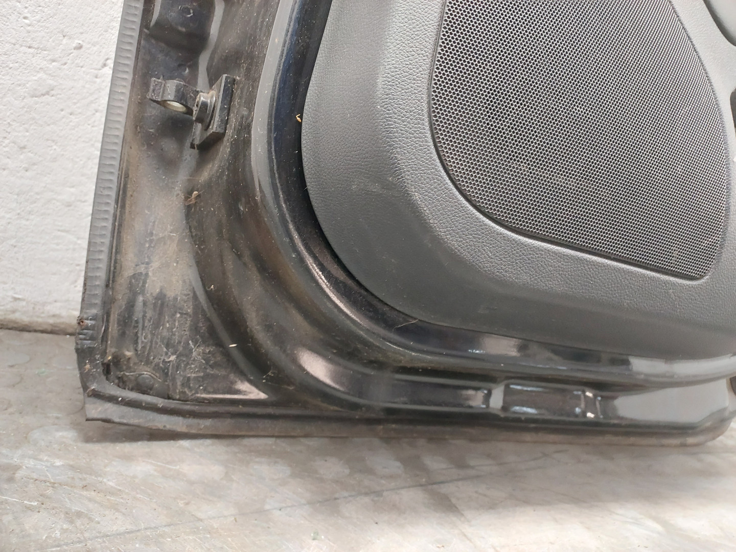 Дверь задняя правая